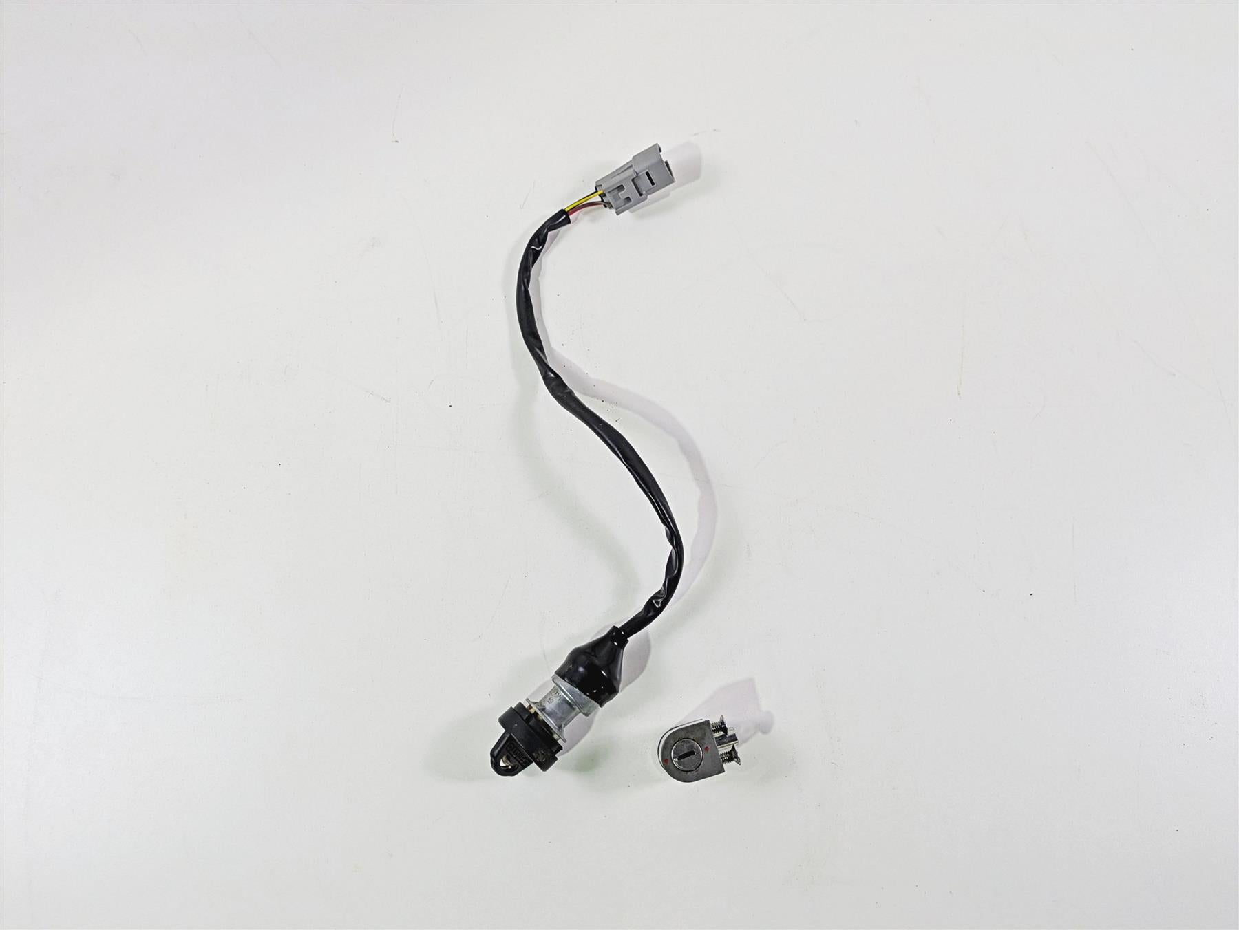2021 CFMoto Zforce 950 Sport Ignition Switch Key Set 5BY0-011000 {{ shop.shopifyCountryName }} - Mototech271