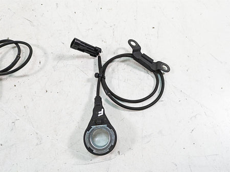 2010 Harley Touring FLHTCU Electra Glide Abs Brake Wheel Sensor Set 40614-08 {{ shop.shopifyCountryName }} - Mototech271