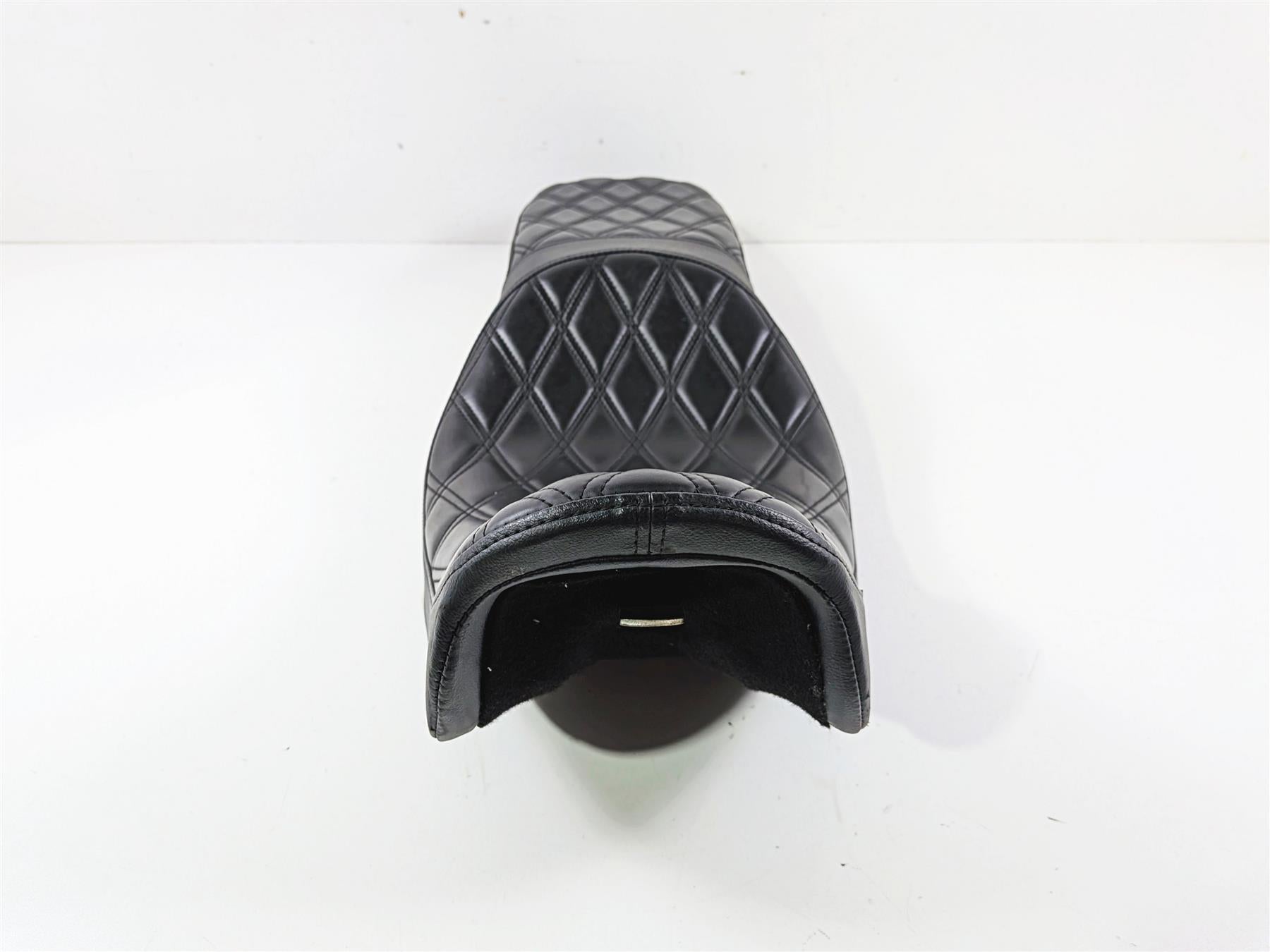 2006 Harley Dyna FXDBI Drag Specialties Predator 2Up Seat - Read 0803-0541 {{ shop.shopifyCountryName }} - Mototech271