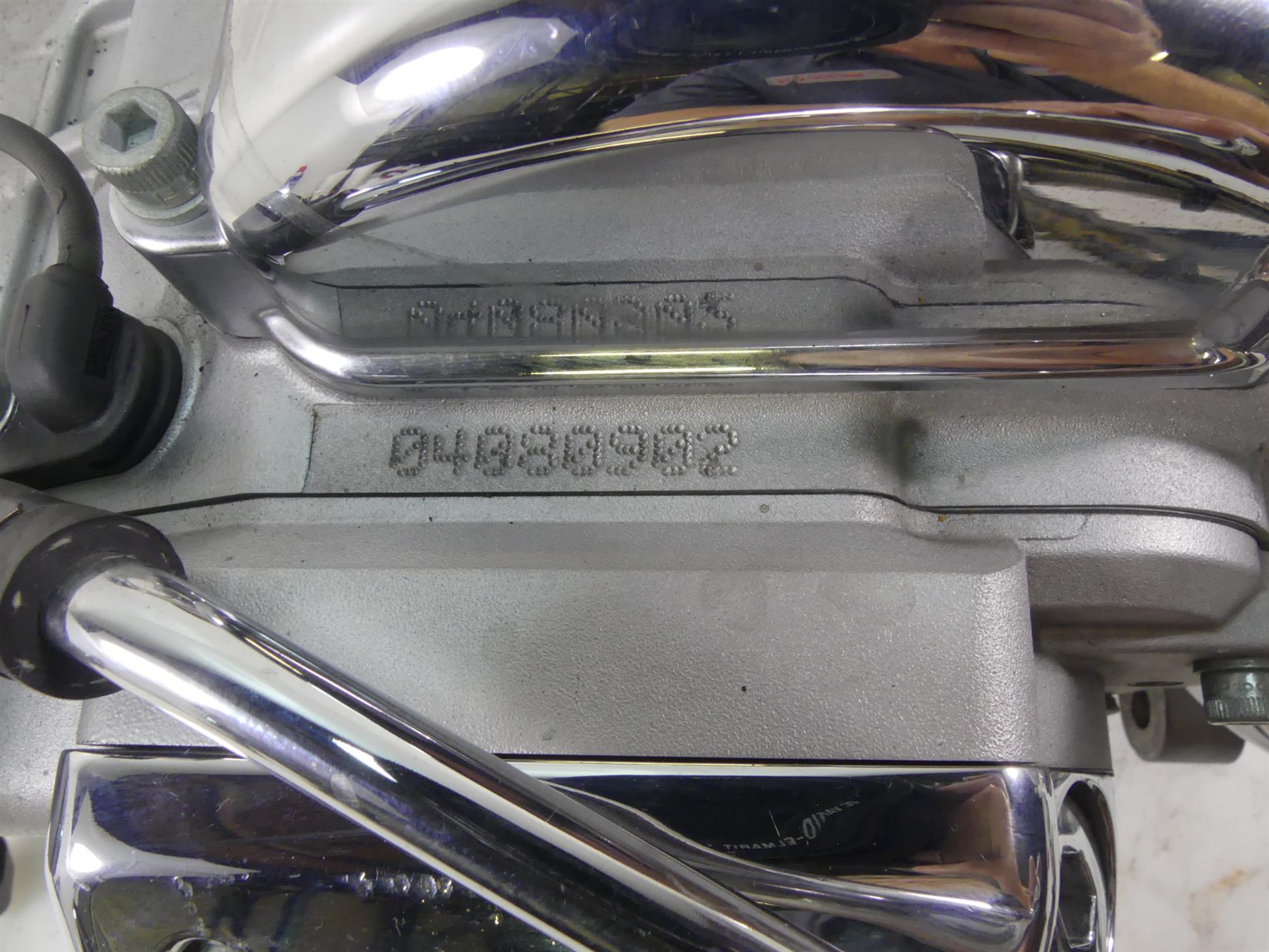 2004 Harley FLHTC SE CVO Electra Glide Hydr Clutch 5 Speed Transmission 33092-04 {{ shop.shopifyCountryName }} - Mototech271