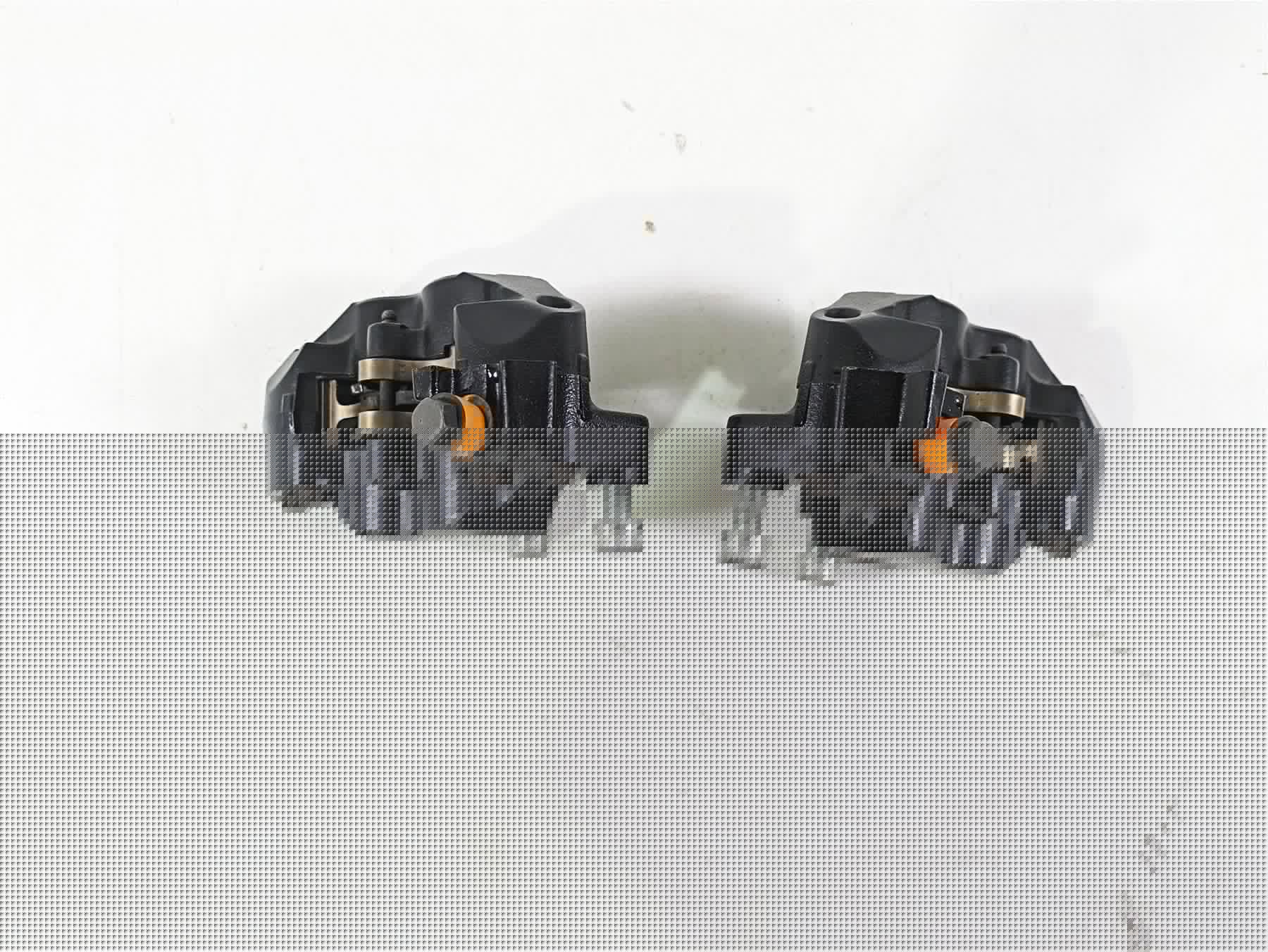 2018 Indian Chieftain Dark Horse Front Brake Caliper Set 1912390 1912391 {{ shop.shopifyCountryName }} - Mototech271