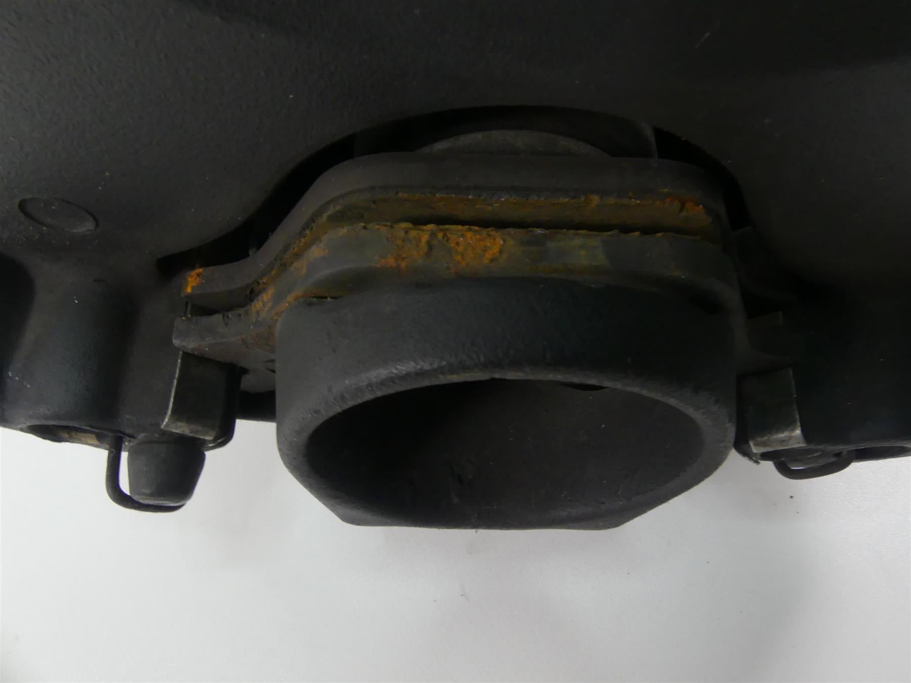 1999 Harley Dyna FXDL Low Rider Rear Brake Caliper & Bracket 44050-87 {{ shop.shopifyCountryName }} - Mototech271