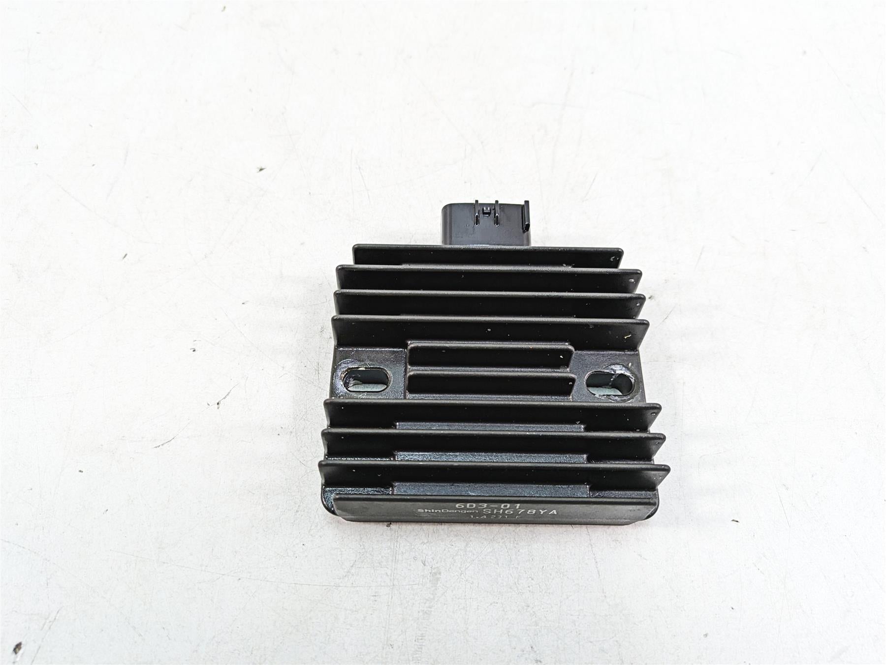 2022 Yamaha Waverunner EX Sp EX1050BX Rectifier Voltage Regulator 6D3-81960-01 {{ shop.shopifyCountryName }} - Mototech271