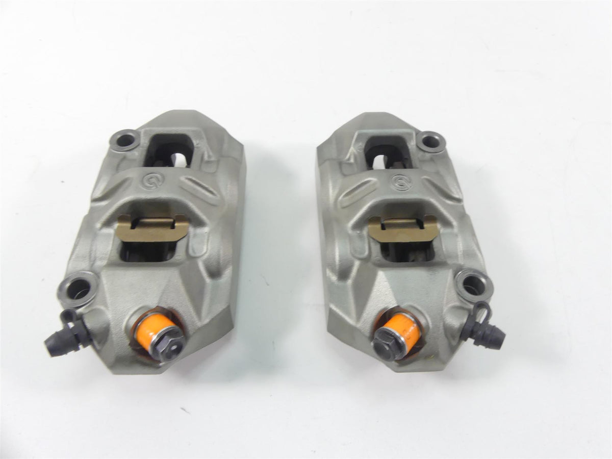 2020 Triumph Speed Triple RS 1050 Front Brembo M4 Brake Caliper Set 100mm T2023540 {{ shop.shopifyCountryName }} - Mototech271