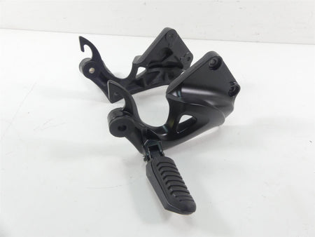 2020 Suzuki GSX1300 R Hayabusa Rear Passenger Footpeg Set 43600-15H20 {{ shop.shopifyCountryName }} - Mototech271