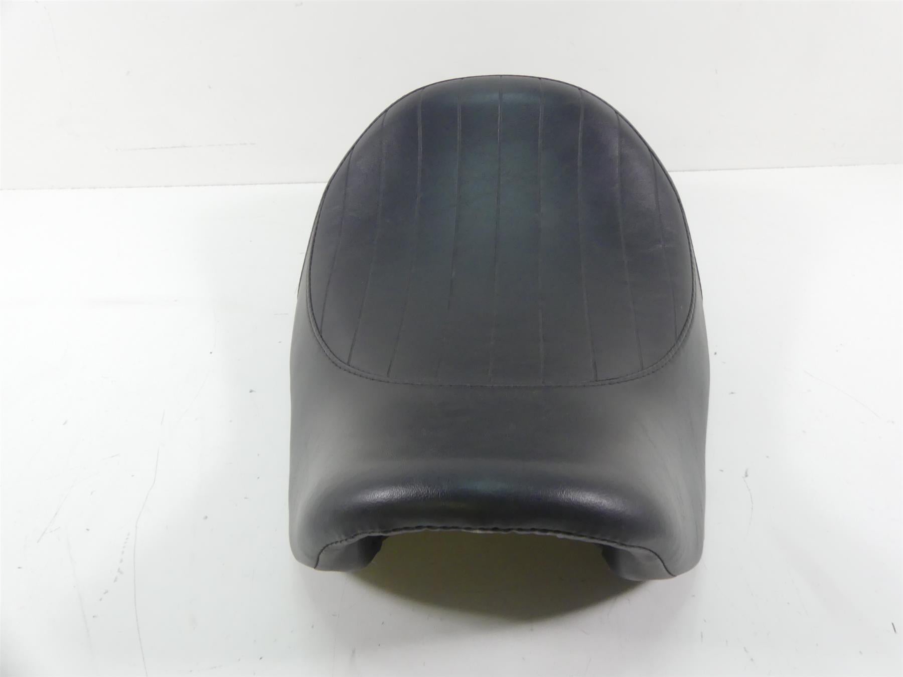 2009 Harley FXDF Dyna Fat Bob Front Driver Rider Saddle Seat - No Tears 53108-08 {{ shop.shopifyCountryName }} - Mototech271