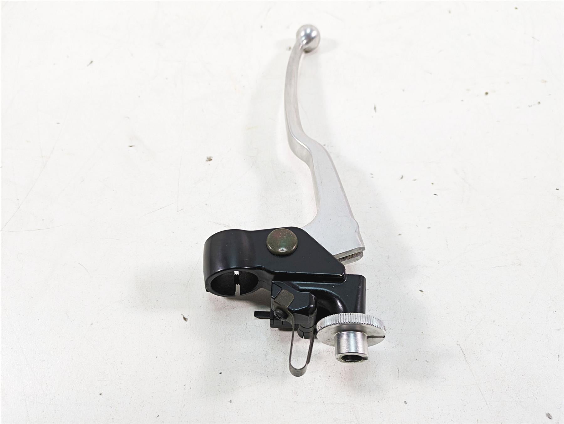 2002 Yamaha FZ1 FZS1000 Fazer Clutch Perch & Lever Set 5LV-82910-00-00 {{ shop.shopifyCountryName }} - Mototech271