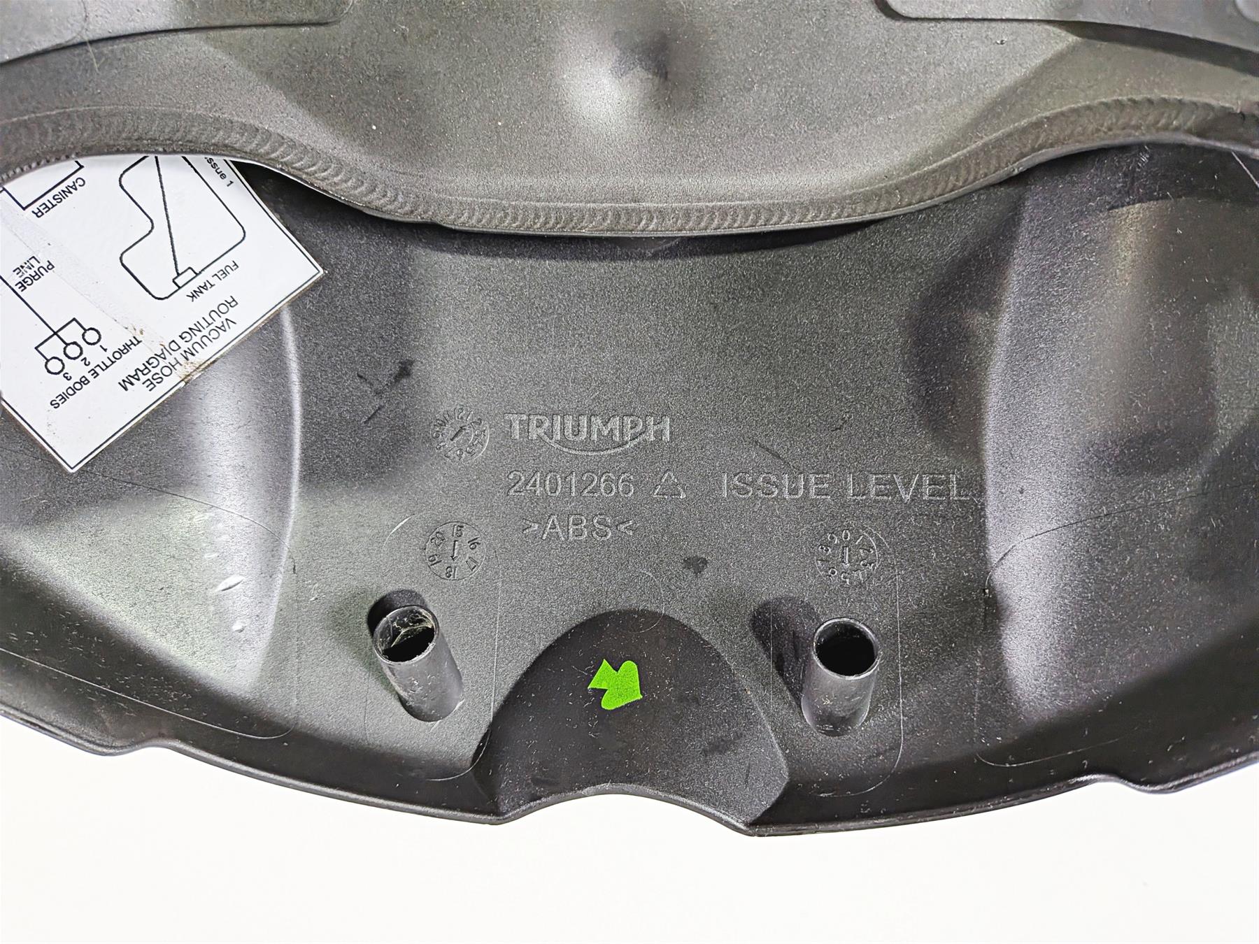 2019 Triumph Speed Triple RS 1050 Fuel Gas Petrol Tank & Covers T2401393 {{ shop.shopifyCountryName }} - Mototech271