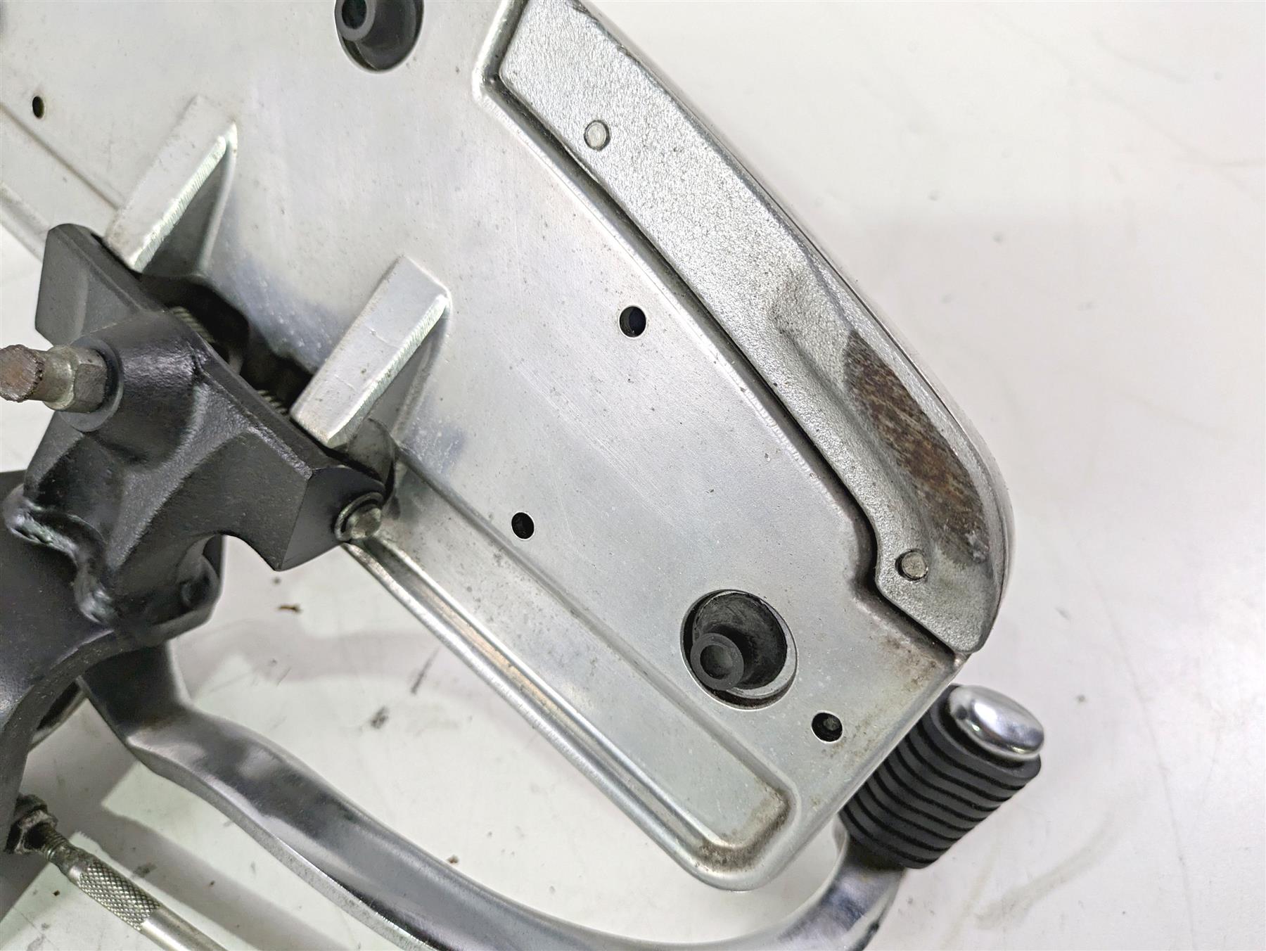2008 Yamaha XVS1300 V-Star Tourer Left Floorboard Shifter Set 3D8-27410-00-00 {{ shop.shopifyCountryName }} - Mototech271