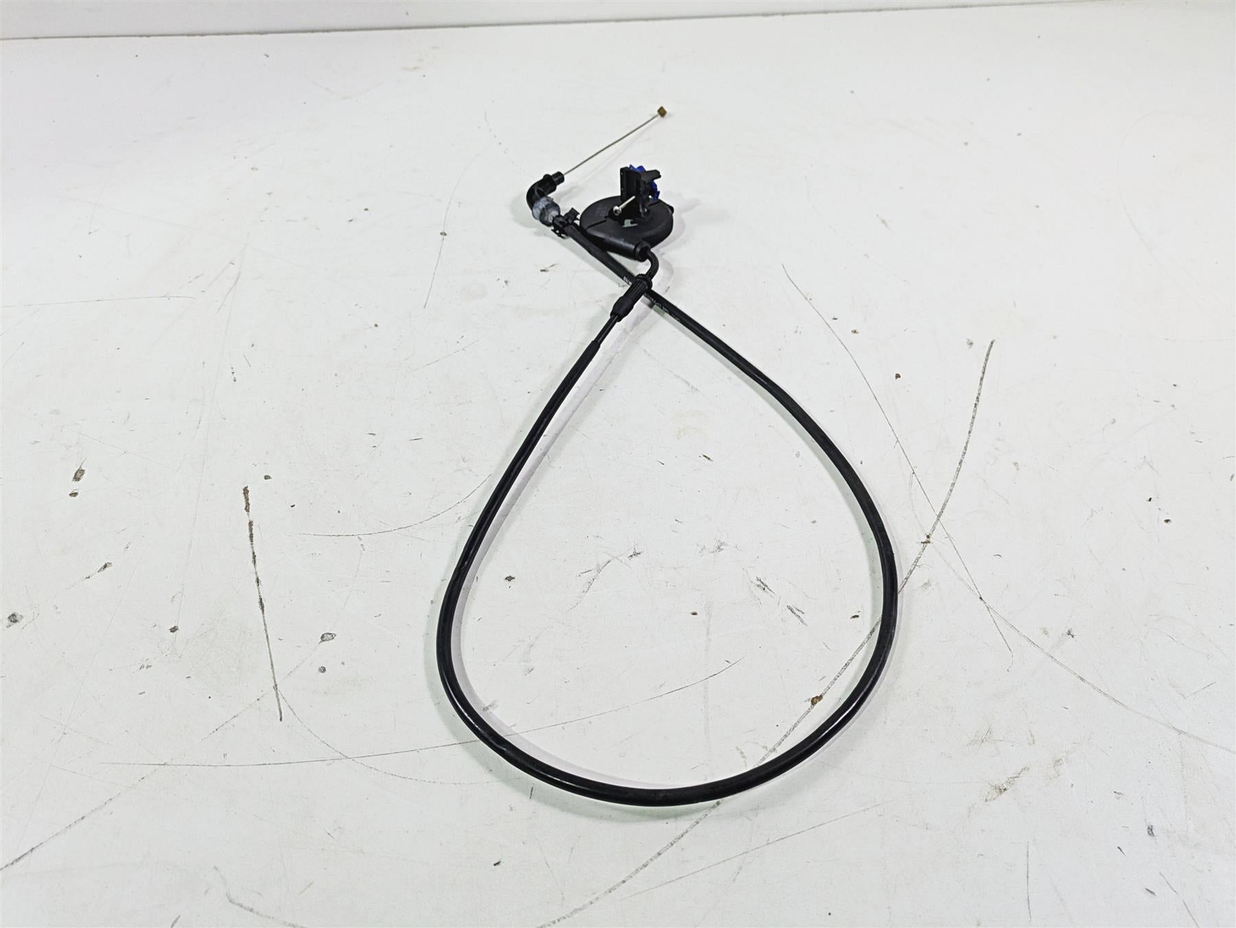 2015 BMW R nineT K21 Throttle Cable & Mount Set 32778527554 {{ shop.shopifyCountryName }} - Mototech271