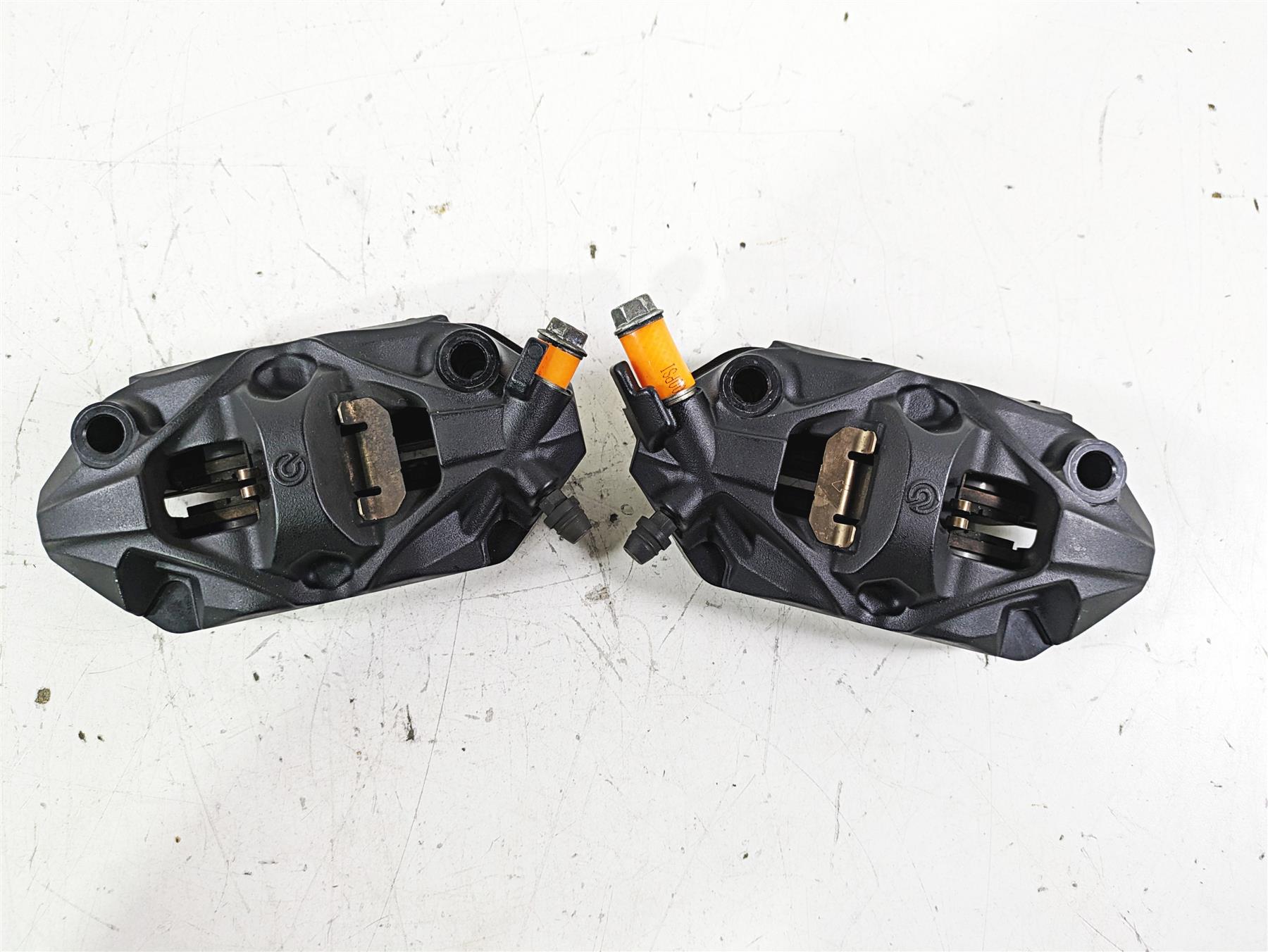 2018 Suzuki GSX1300 R Hayabusa Brembo Front Brake Caliper Set 59100-14J30-999 {{ shop.shopifyCountryName }} - Mototech271