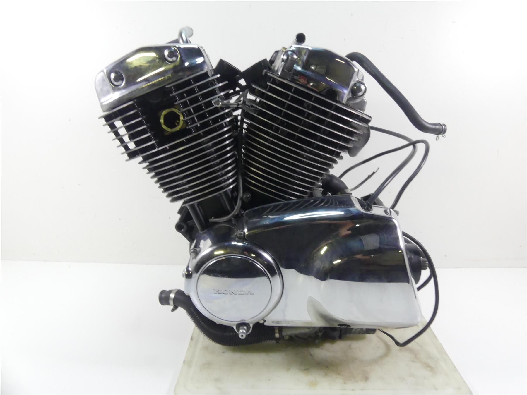 2007 Honda VT1100 C2 Shadow Running Engine Motor 5K - Video -Read 11100-MBC-000 {{ shop.shopifyCountryName }} - Mototech271