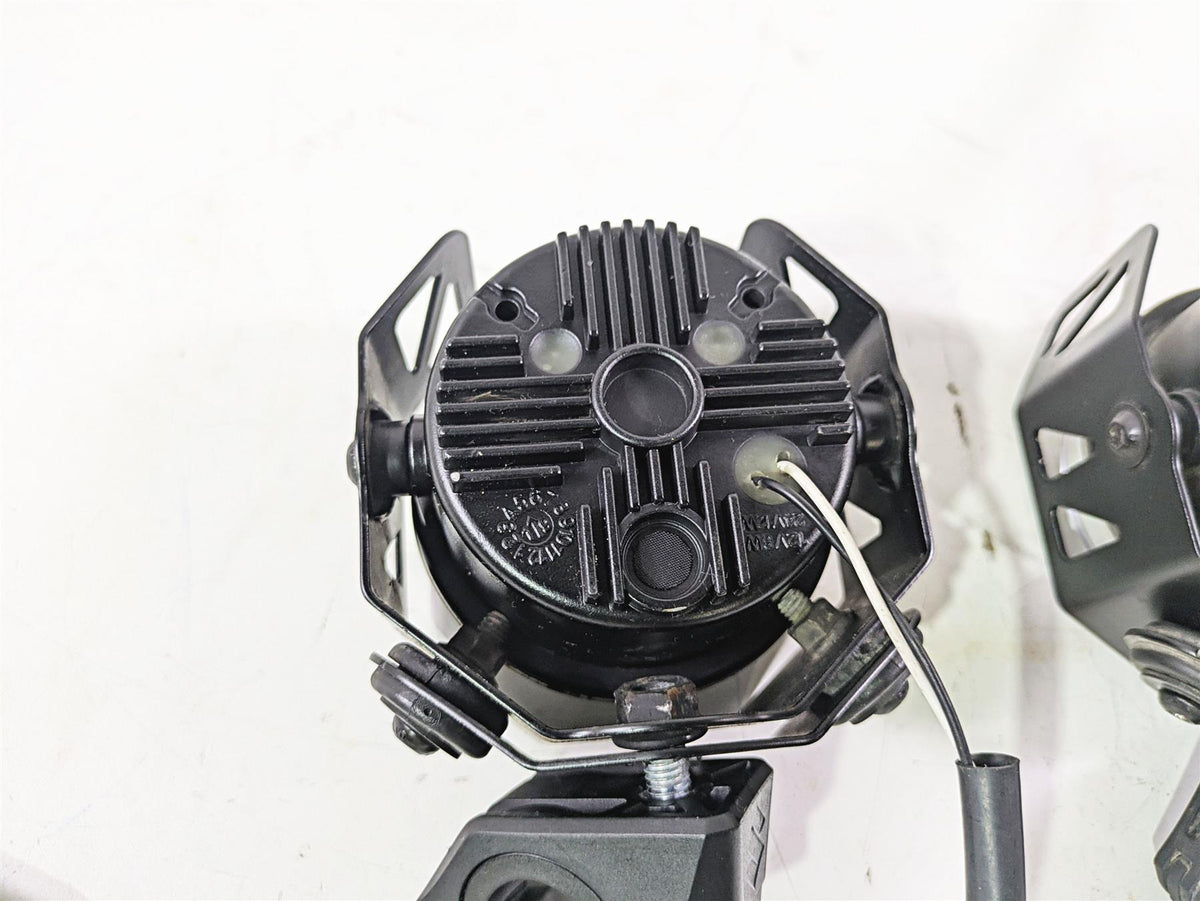 2020 Suzuki V-Strom 1050 XT Fog Light Spot Lamp Set 99000-990D2-220 {{ shop.shopifyCountryName }} - Mototech271