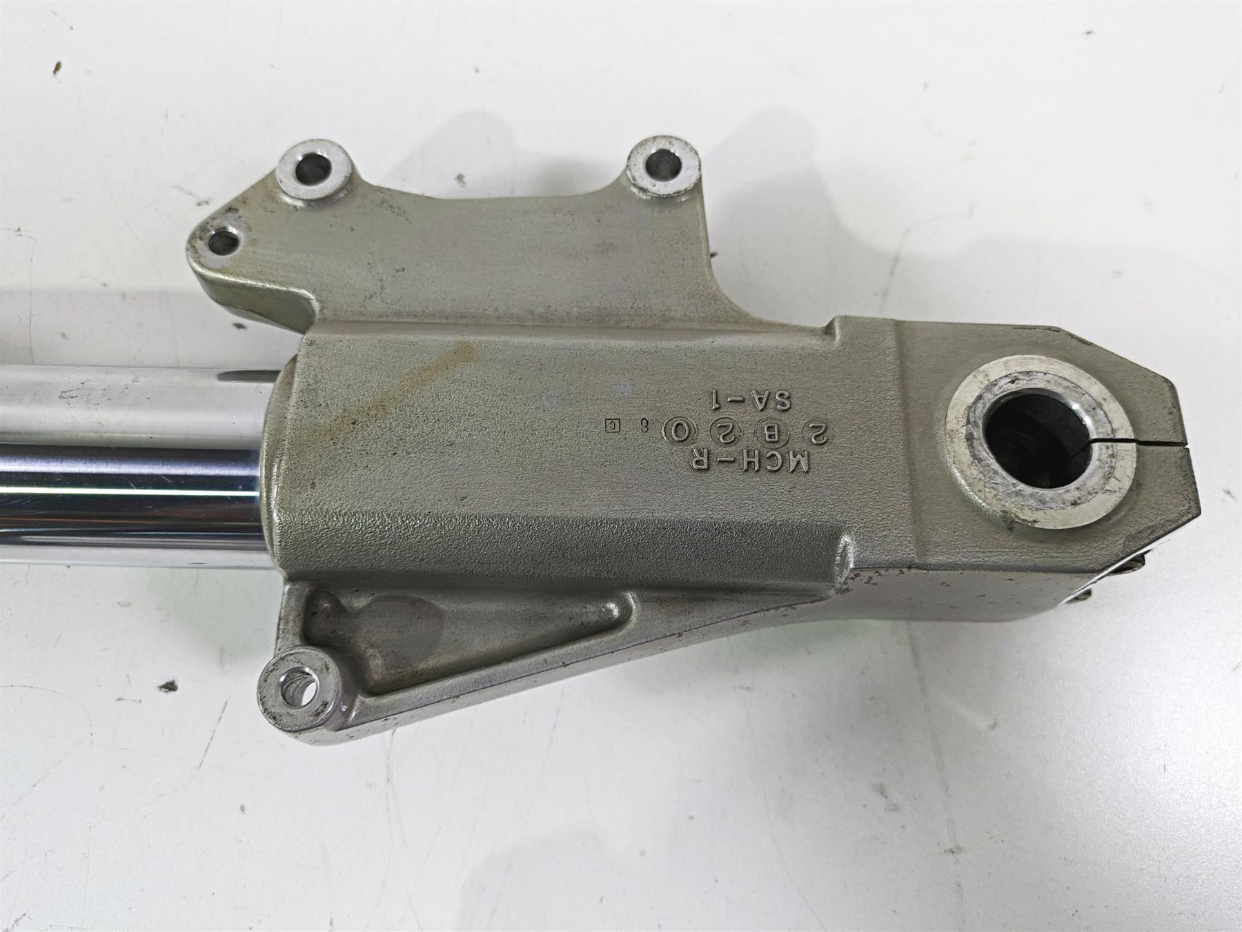 2002 Honda VTX1800 Retro Showa Front Fork Leg Set 51400-MCV-003 51500-MCV-003 {{ shop.shopifyCountryName }} - Mototech271