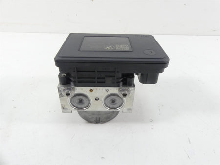 2015 BMW R1200RT K52 Abs Brake Pump Pressure Module 34518561705 8554177 {{ shop.shopifyCountryName }} - Mototech271