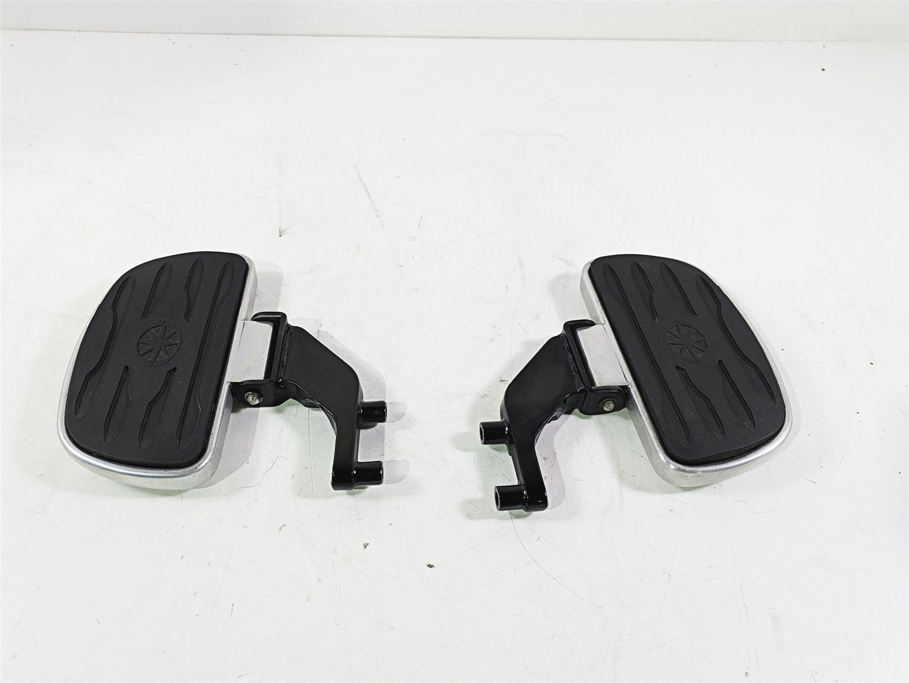 2008 Yamaha XVZ1300 Royal Star Rear Passenger Floorboard Set 4XY-27440-00-00