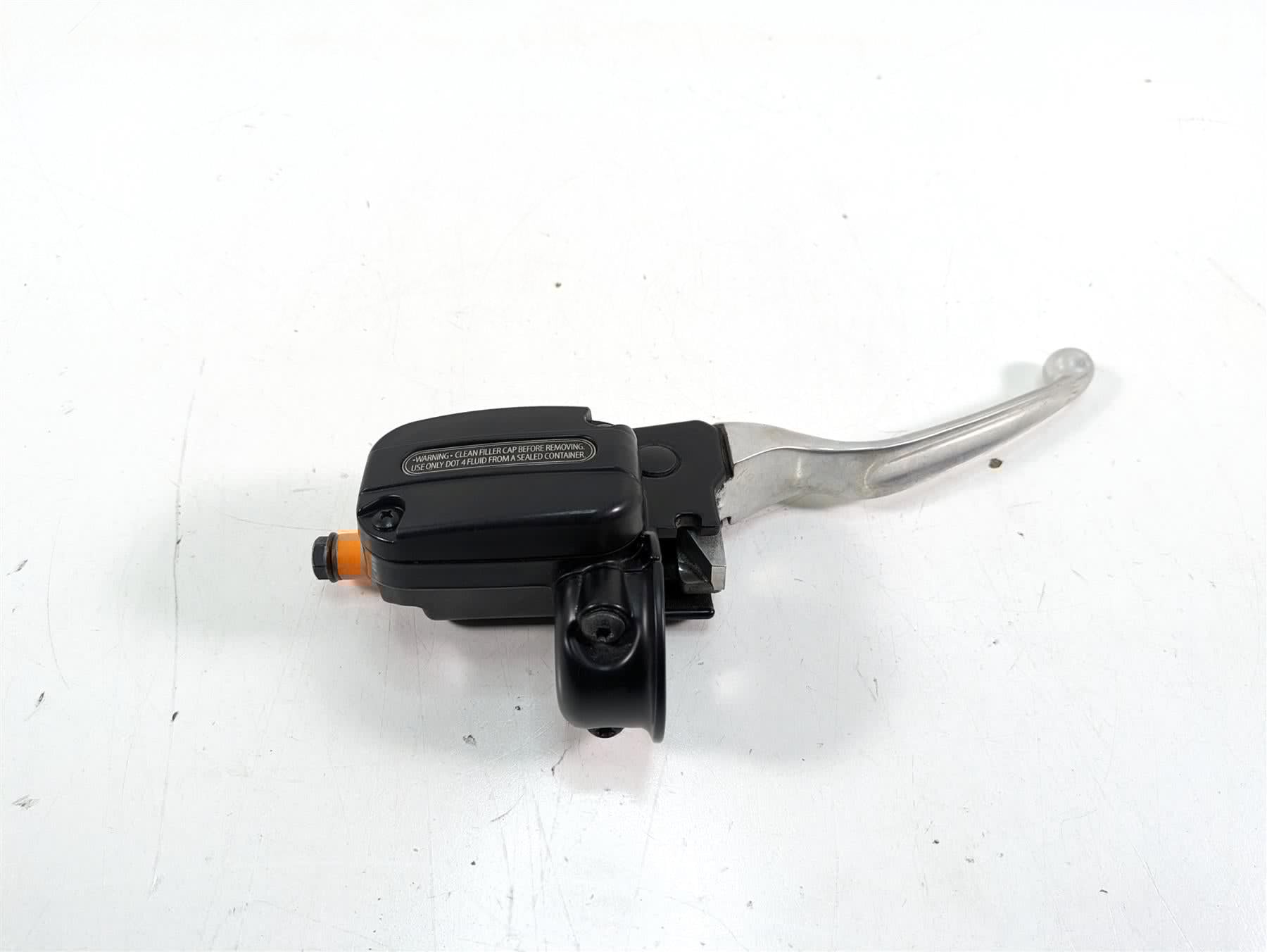 2014 Harley Touring FLHTK Electra Glide Front Brake Master Cylinder 44551-08F {{ shop.shopifyCountryName }} - Mototech271