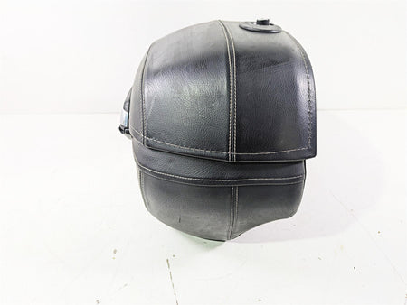 2007 Yamaha XVS1300 V-Star Tour Right Saddlebag + Mount 5S6-F8440-01-00 {{ shop.shopifyCountryName }} - Mototech271