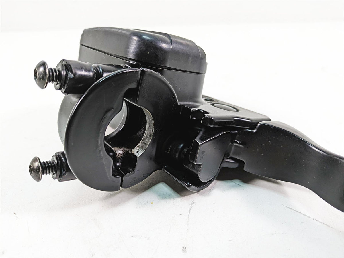 2018 Harley Touring FLHXSE CVO Street Glide Front Brake Master Cylinder 44985-10 {{ shop.shopifyCountryName }} - Mototech271