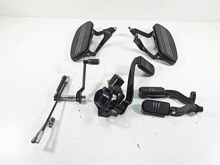 2013 Harley Touring FLHX Street Glide Floor Board + Shift Brake Pedal 50683-04 {{ shop.shopifyCountryName }} - Mototech271