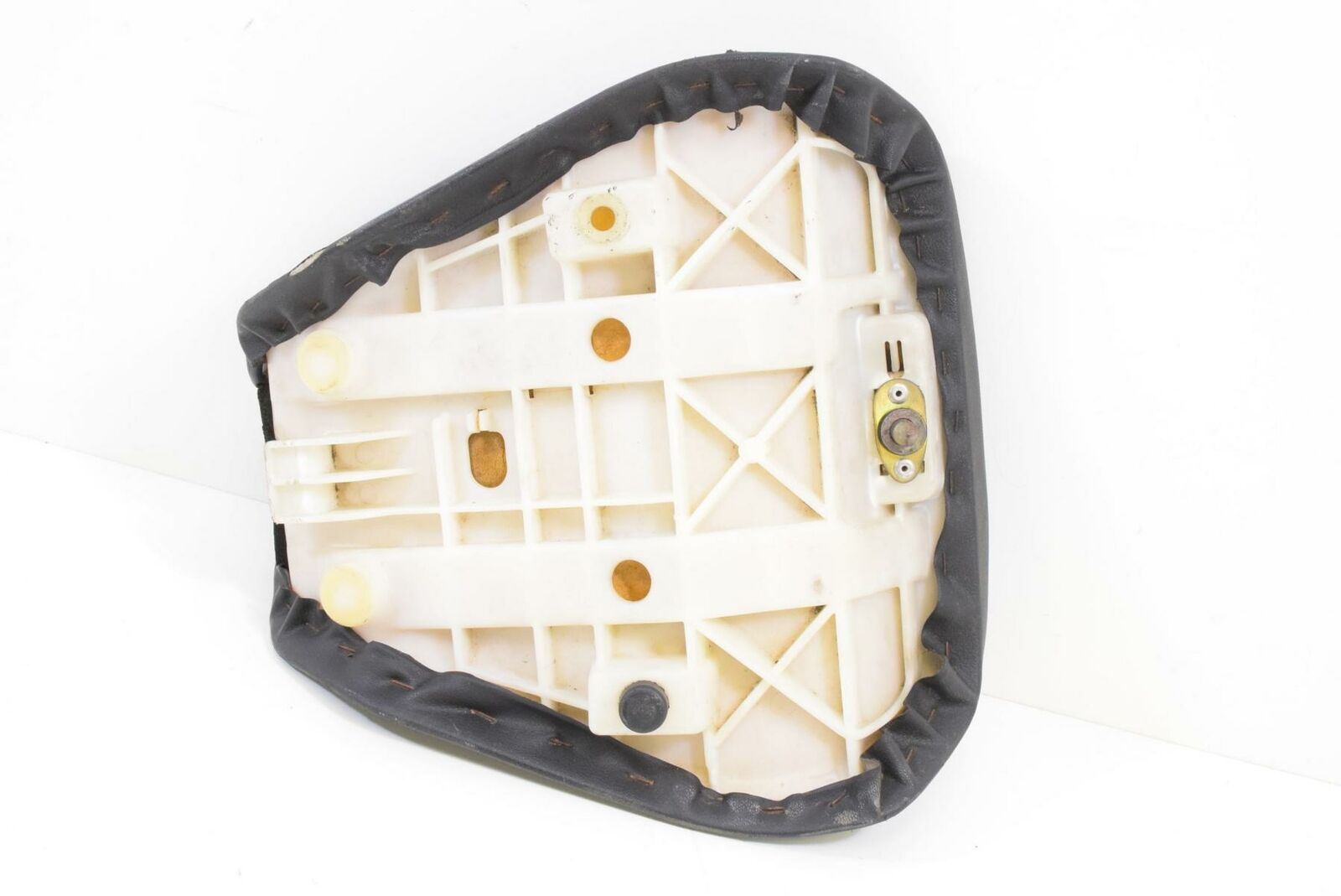 1998 Suzuki GSXR1100 GSXR 1100 Front Rider Seat Saddle 45100-46E00-58R {{ shop.shopifyCountryName }} - Mototech271