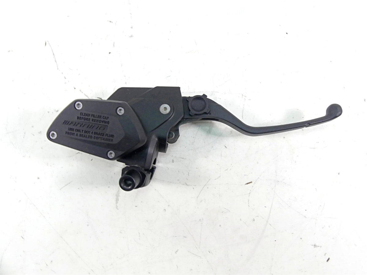2015 BMW R1200GS GSW K50 Front Brake Master Cylinder + Lever 32728559604 {{ shop.shopifyCountryName }} - Mototech271