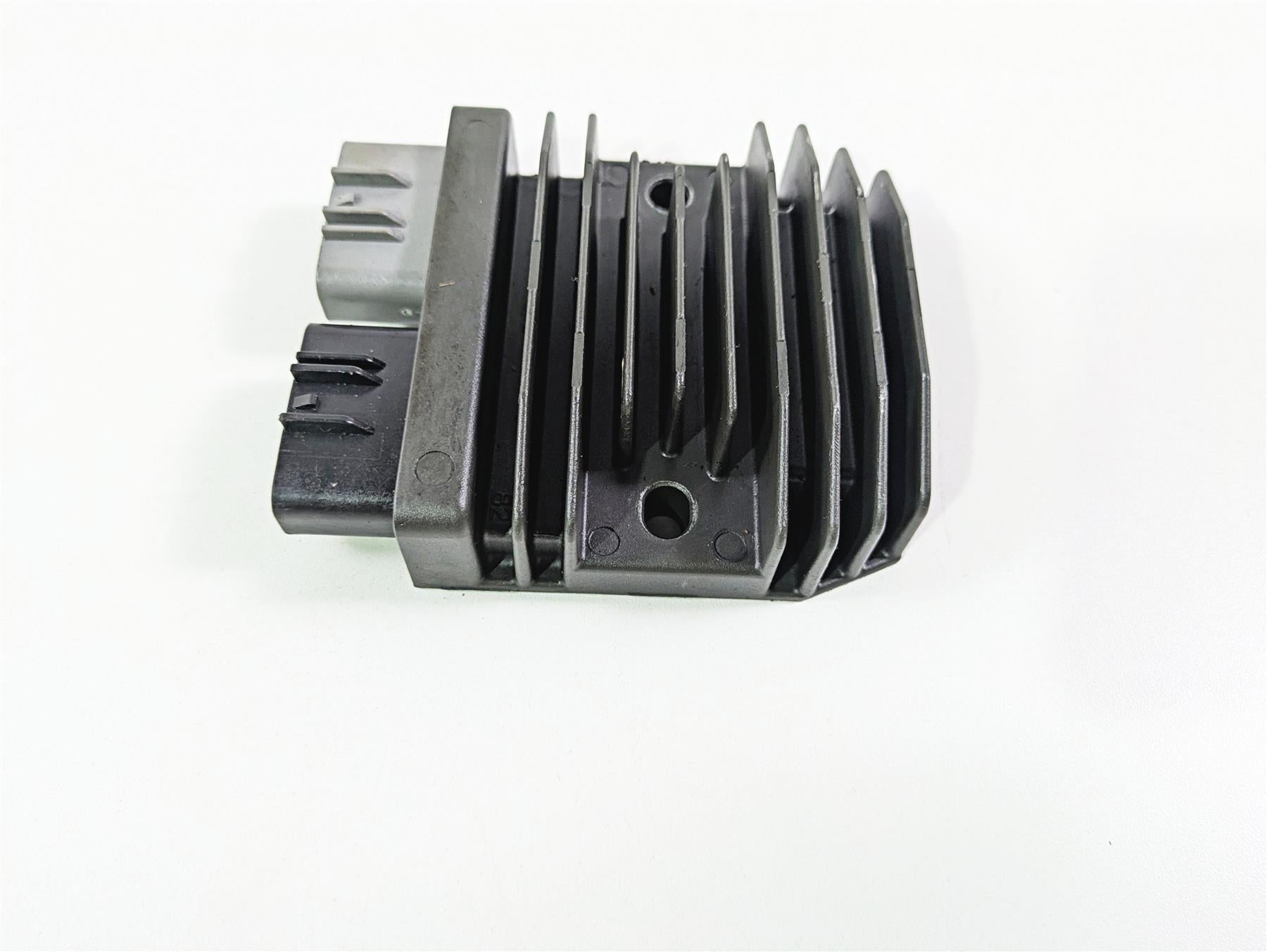 2023 Suzuki GSX1300 RR Hayabusa Rectifier Voltage Regulator FH027BA 32800-26J10 {{ shop.shopifyCountryName }} - Mototech271