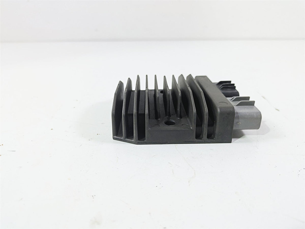 2023 Kawasaki ZX1400 ZX14R Ninja Rectifier Voltage Regulator 21066-0771 FH027BA {{ shop.shopifyCountryName }} - Mototech271