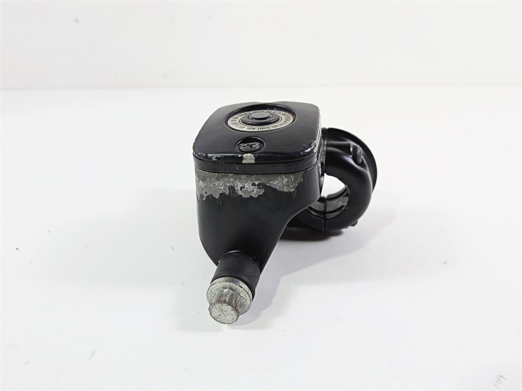 2006 Harley Davidson Dyna FXDBI Street Bob Front Brake Master Cylinder 45029-11D {{ shop.shopifyCountryName }} - Mototech271