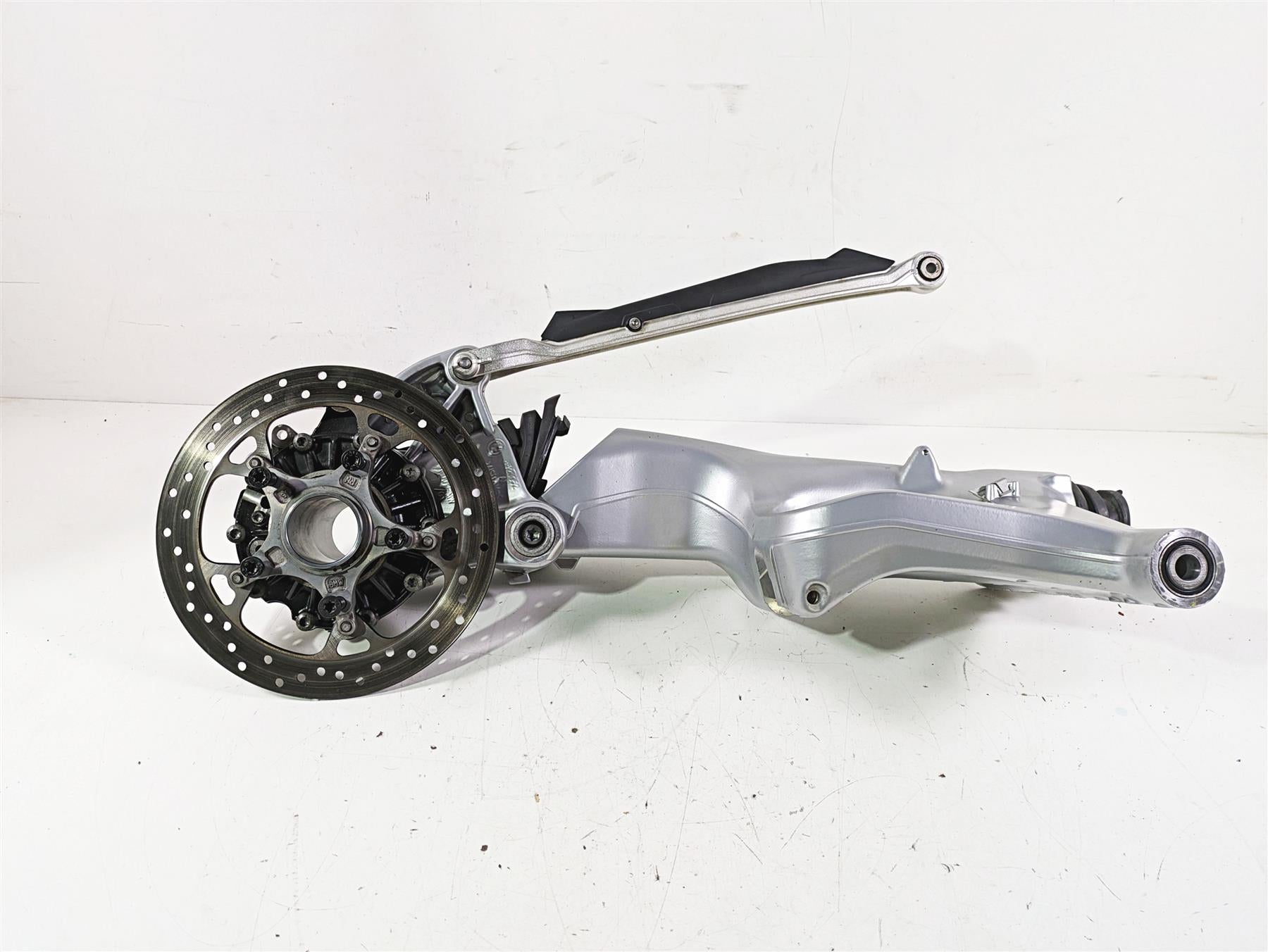 2014 BMW R1200 RT RTW K52 Differential Swingarm Driveshaft 33K 33748544980 {{ shop.shopifyCountryName }} - Mototech271