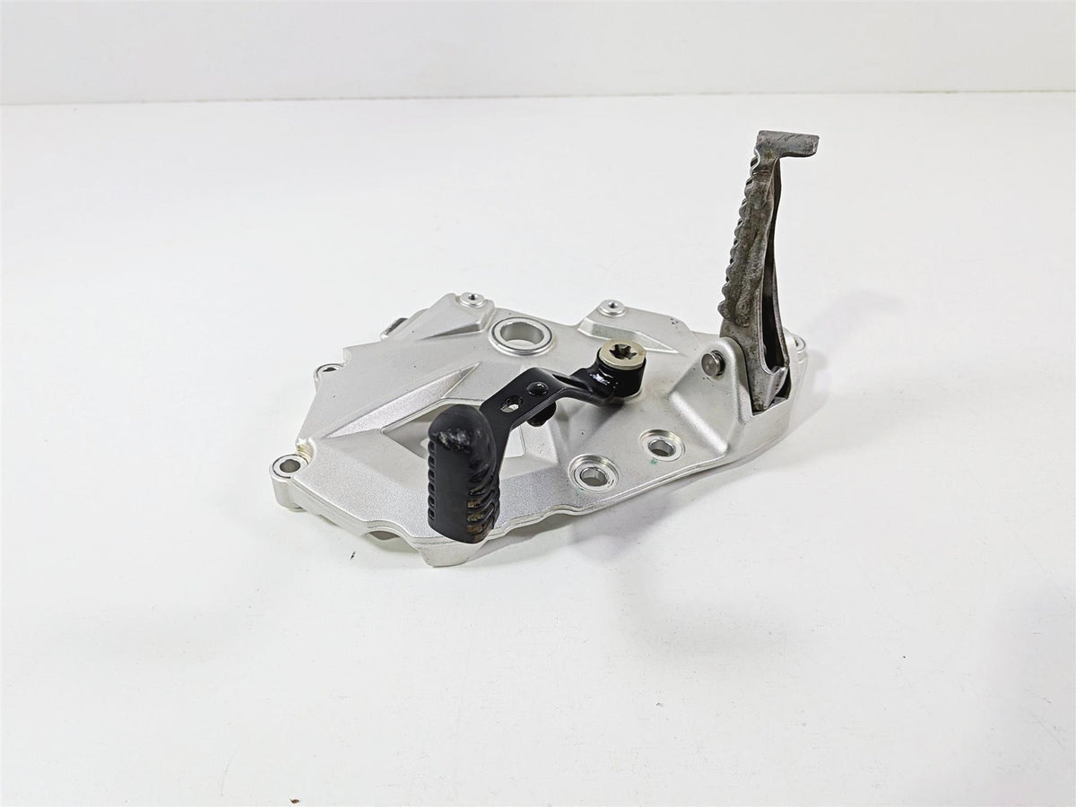 2023 BMW F850GS K81 Front Left Foot Peg & Shifter 46718393175 23418565155 {{ shop.shopifyCountryName }} - Mototech271