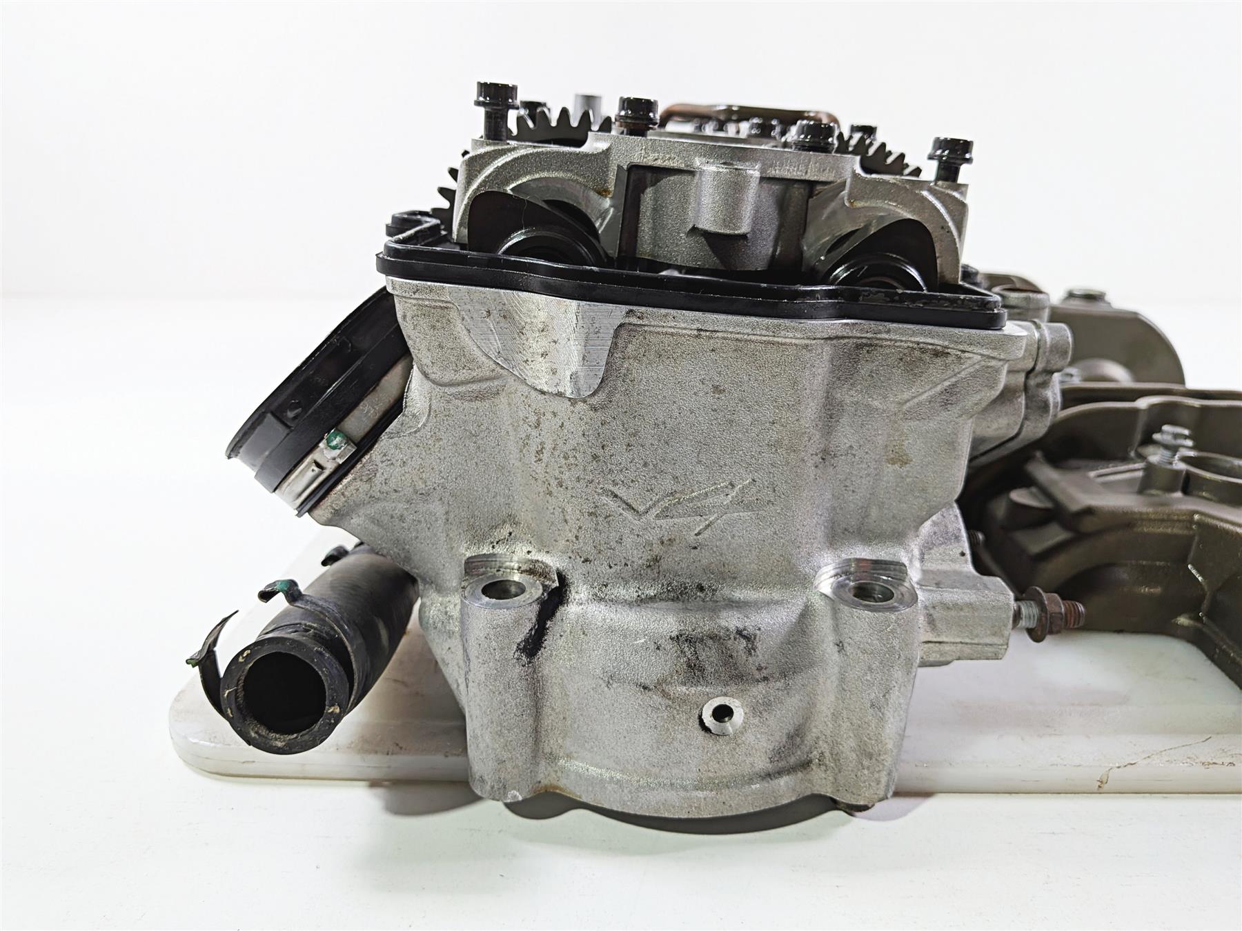 2014 Aprilia RSV4 RR Factory Front Rear Cylinder Head Cam Shaft Set 14K B0447525 {{ shop.shopifyCountryName }} - Mototech271