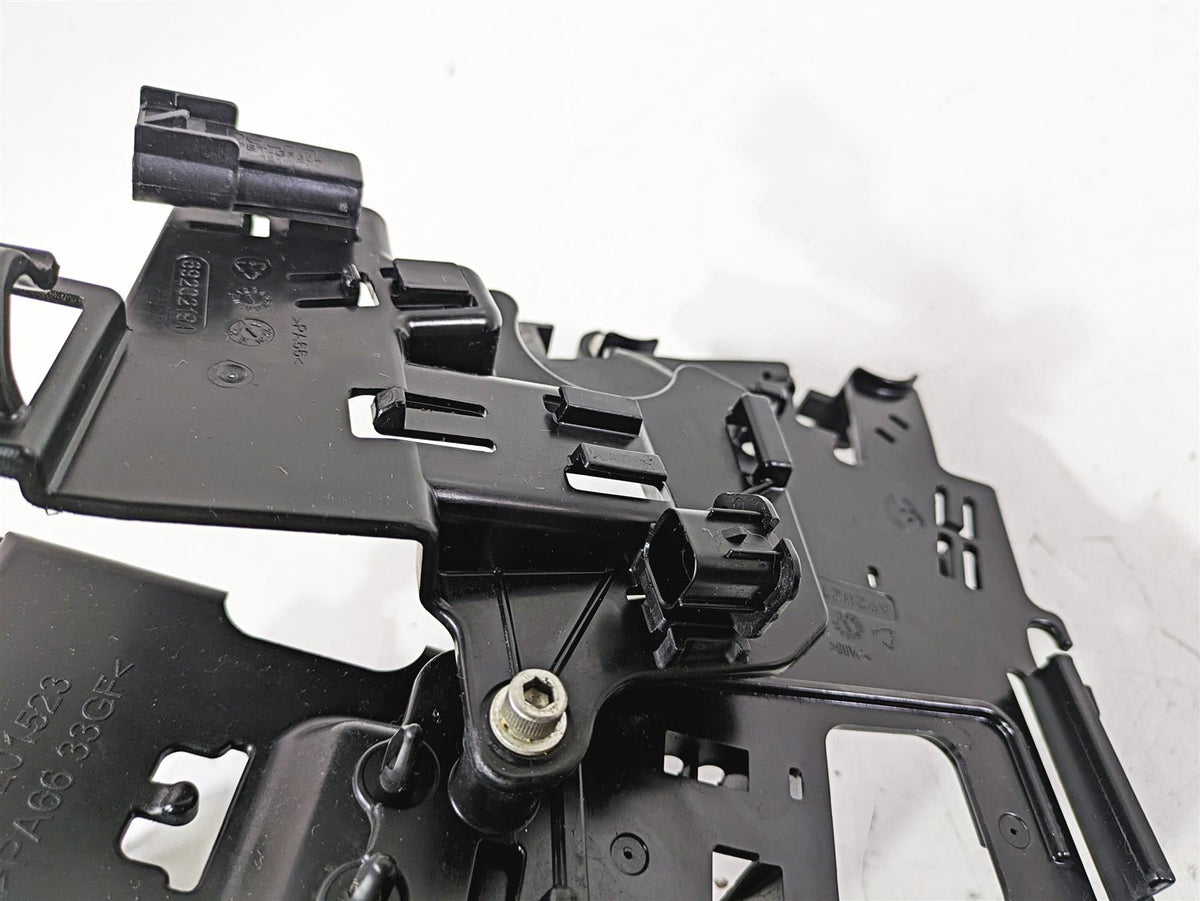 2021 Harley Softail FLSL Slim Electrical Carrier Plastic Set 69201523 69201632 {{ shop.shopifyCountryName }} - Mototech271