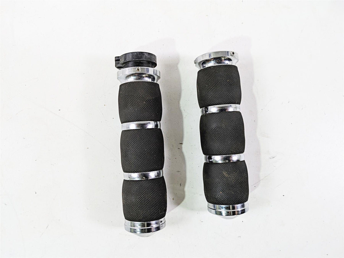 2006 Triumph Rocket 3 Avon Air Cushion Grip Set MT-AIR-90-CH {{ shop.shopifyCountryName }} - Mototech271