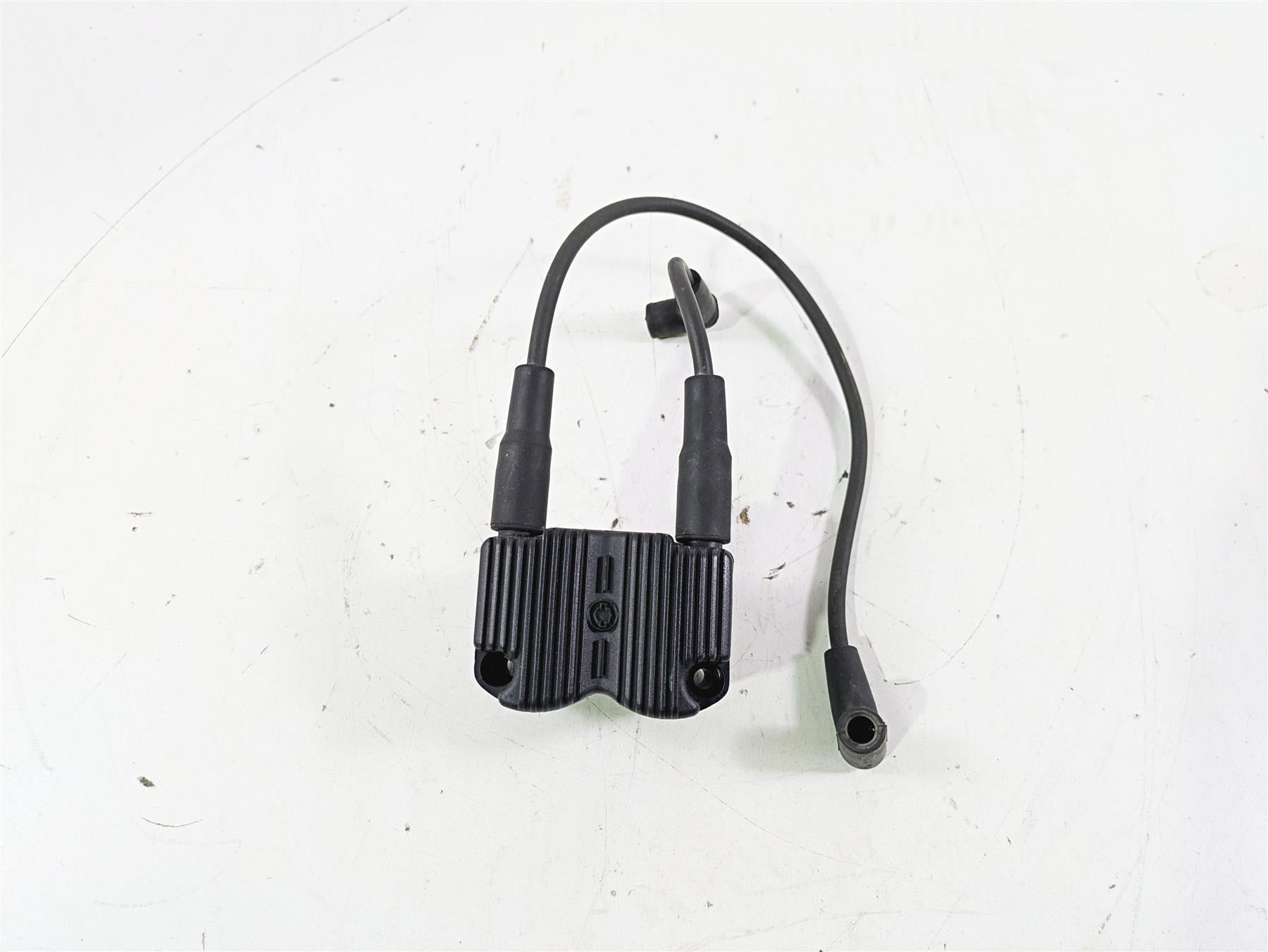 2011 Harley FXDC Dyna Super Glide Ignition Coil Wires & Plugs 31743-01