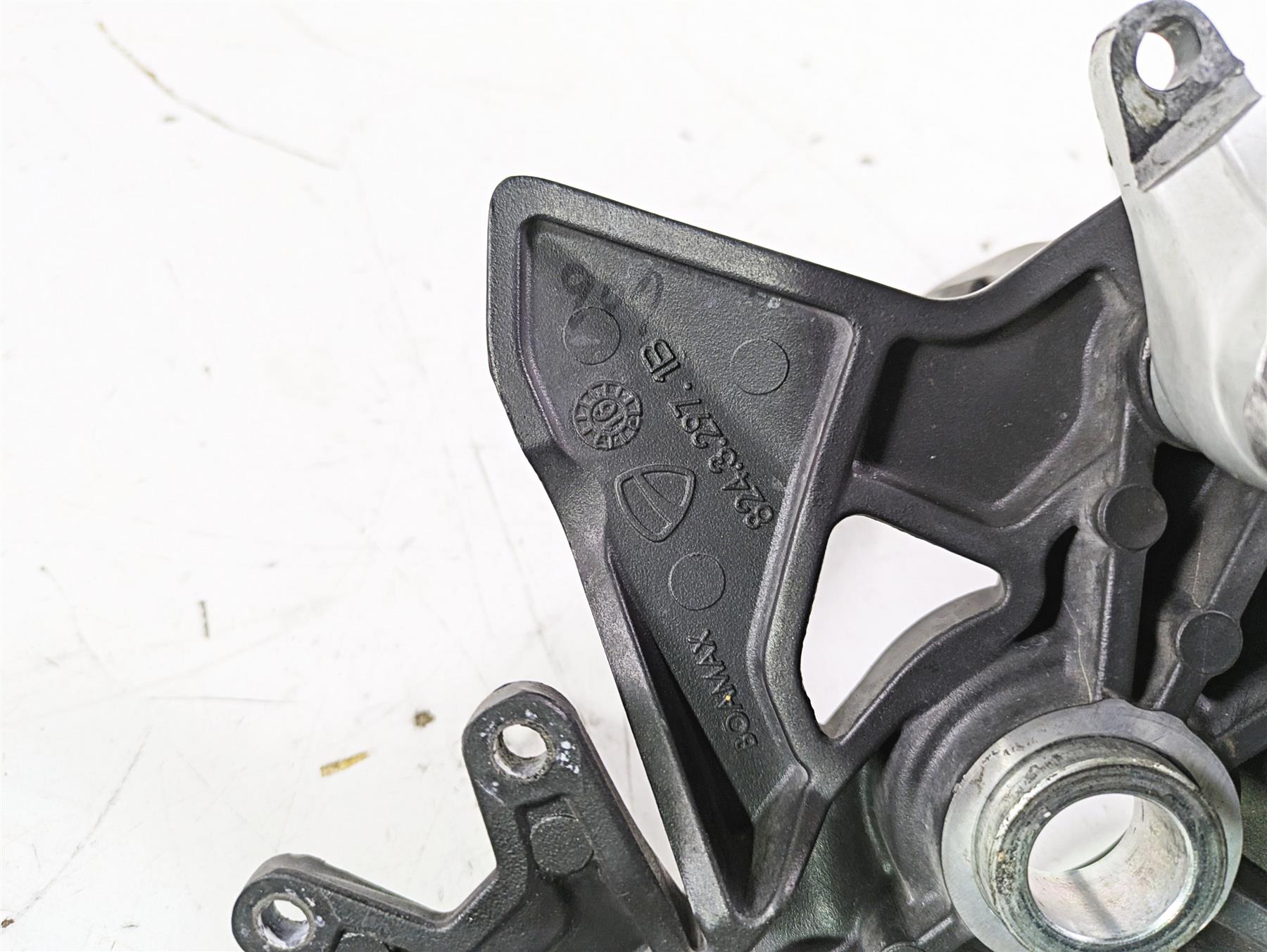 2017 Ducati Monster 1200 S Right Footpeg & Brake Ped Set 82413202BB 45720571AA {{ shop.shopifyCountryName }} - Mototech271