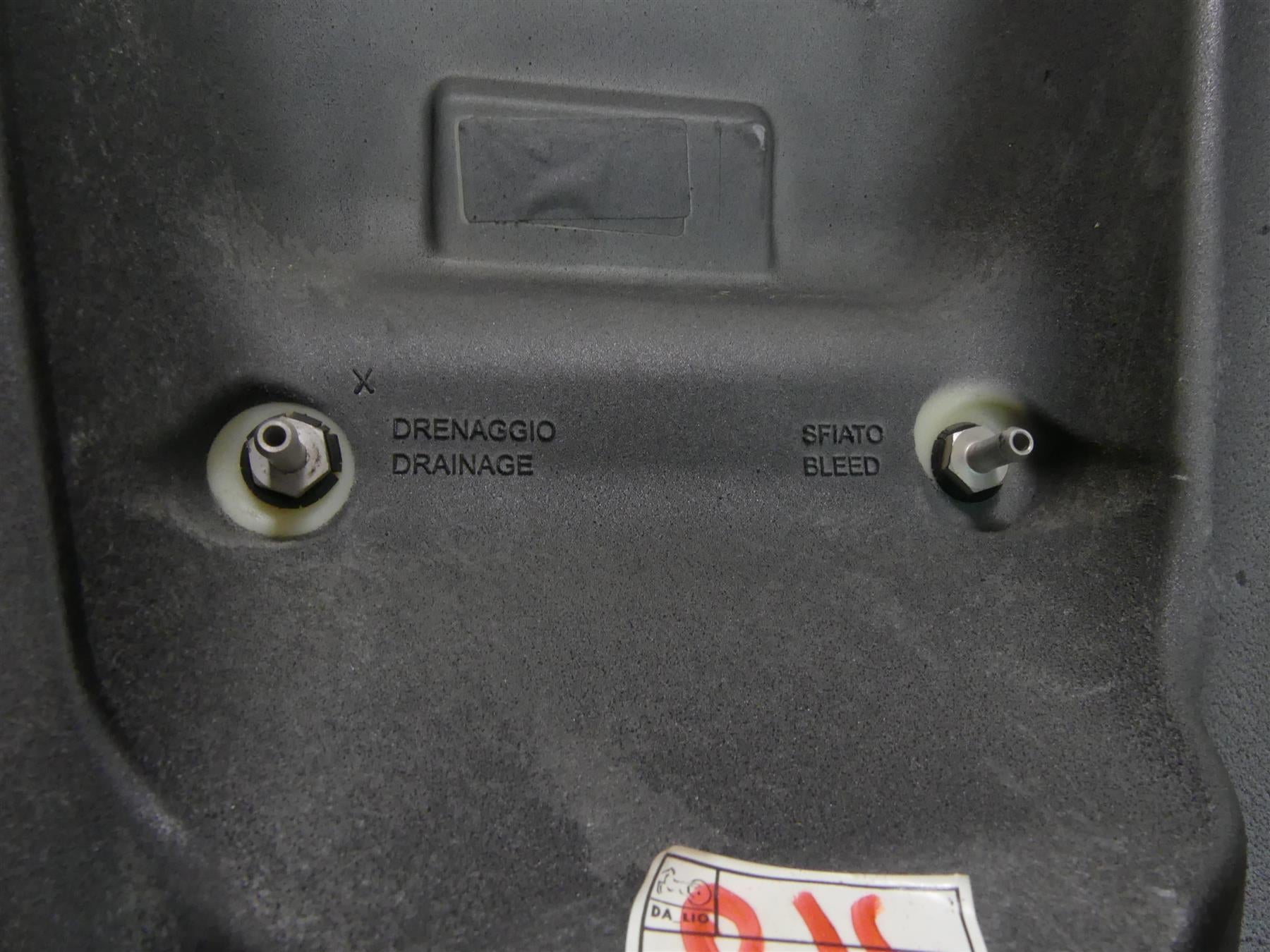2007 Ducati Sport Classic GT1000 Fuel Gas Petrol Tank Cream 58611631B {{ shop.shopifyCountryName }} - Mototech271
