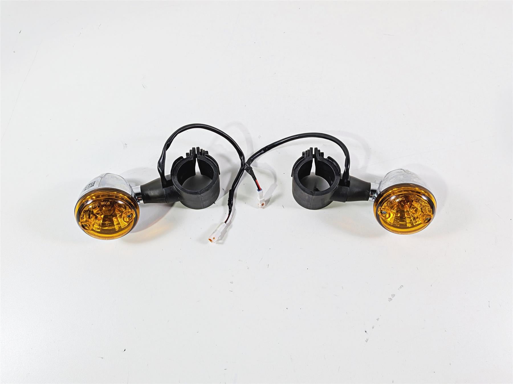 2021 Indian Scout 1200 Chrome Front Blinker Turn Signals & Mounts 2412602