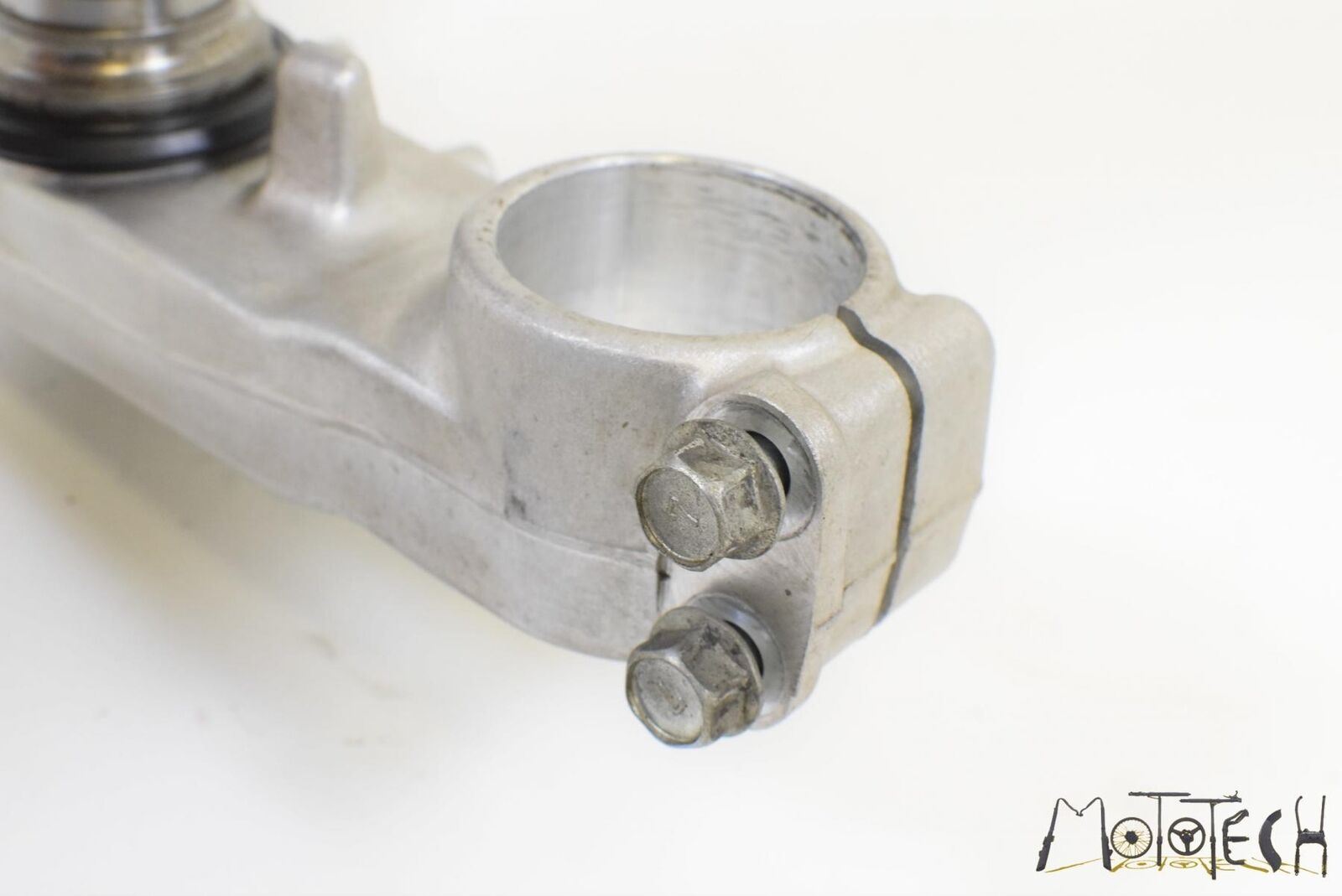 2005 Kawasaki ZZR1200 ZX1200 Ninja Lower Triple Tree Steering Clamp 44037-0008 {{ shop.shopifyCountryName }} - Mototech271
