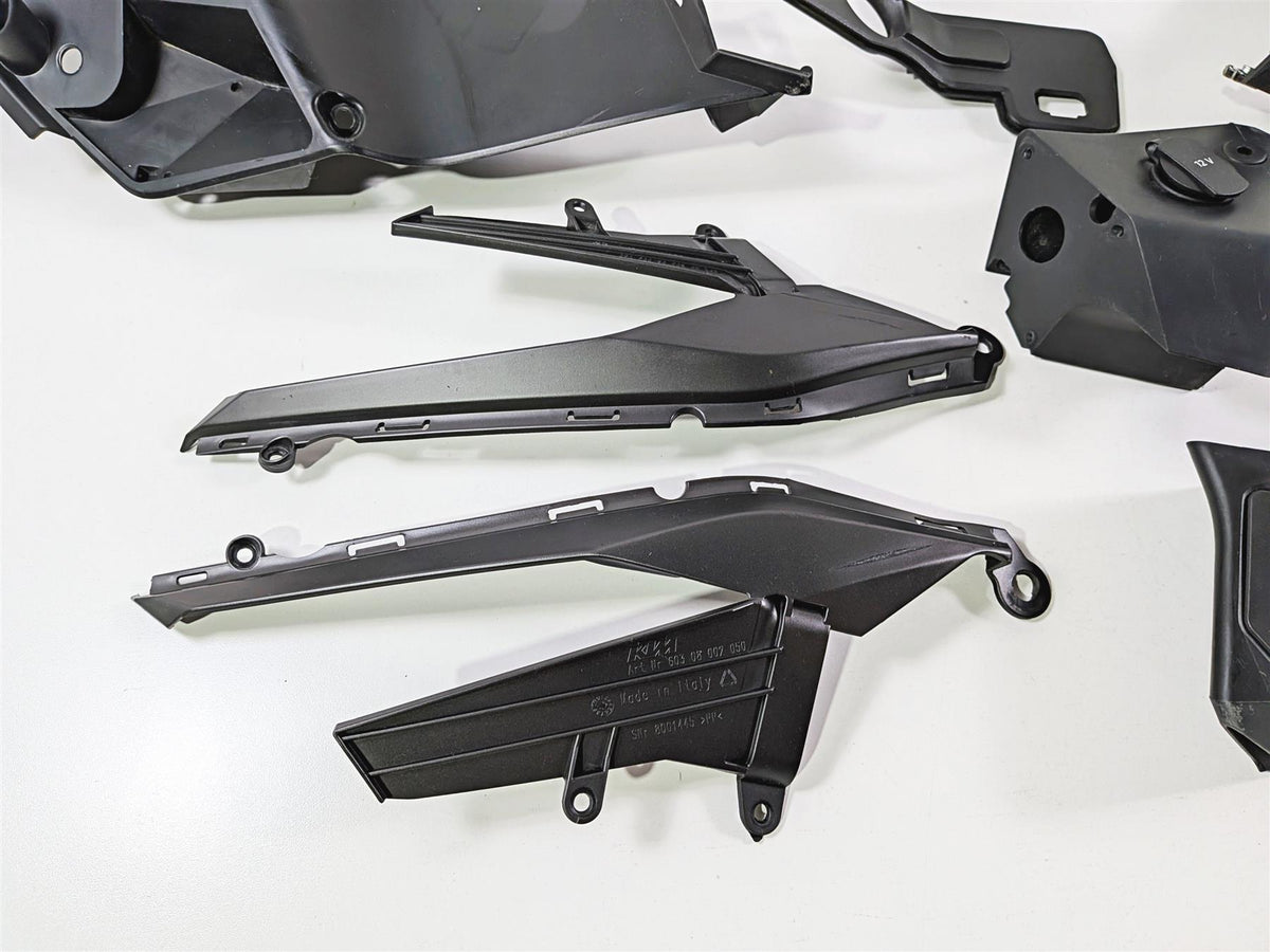 2016 KTM 1290 Super Adventure Plastic Infill Cover Fairing Set 60308058100 {{ shop.shopifyCountryName }} - Mototech271