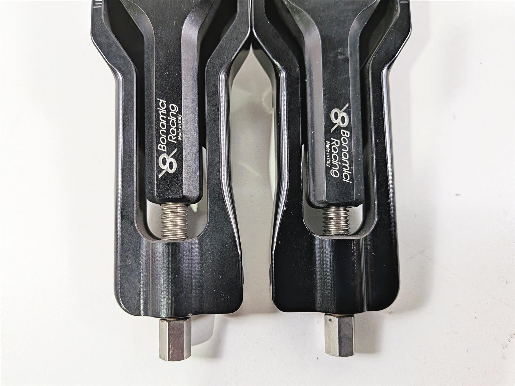 2018 Aprilia RSV4 RR Bonamici Racing Chain Adjusters Black CODE CHAD04_BK {{ shop.shopifyCountryName }} - Mototech271