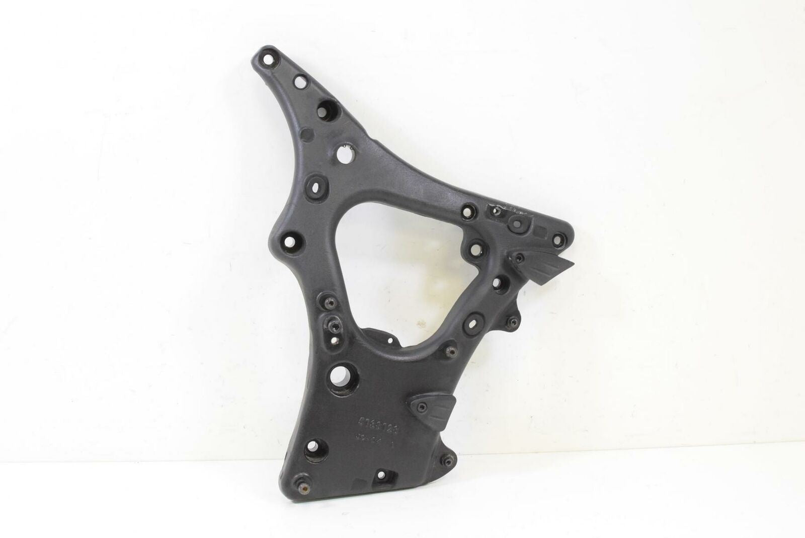 2017 Indian Chieftain 111 Limited Left Main Frame Wall Fairing Bracket 5138128