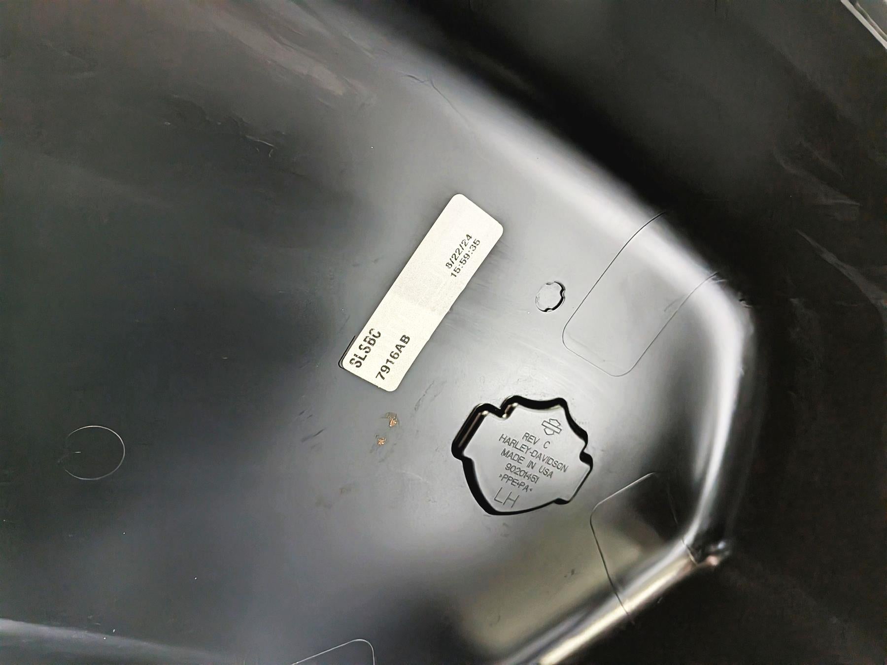 2024 Harley Softail FXLRST Low Rider Left Right Saddlebags & Mounts Set 90202264 {{ shop.shopifyCountryName }} - Mototech271