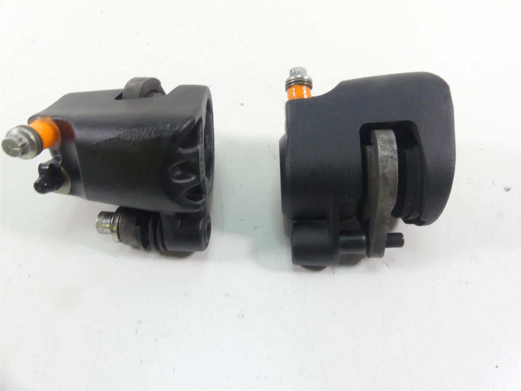 1999 Harley Touring FLHTCUI Electra Glide Front Brake Caliper Set 44023-83C {{ shop.shopifyCountryName }} - Mototech271
