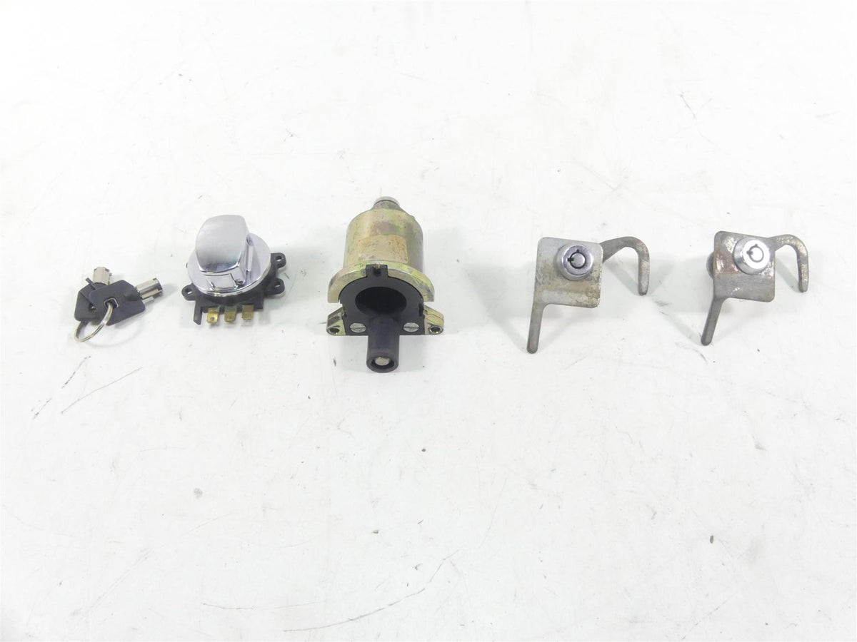 2002 Harley Touring FLHRCI Road King Ignition Switch Key Lock Set 71313-96 {{ shop.shopifyCountryName }} - Mototech271
