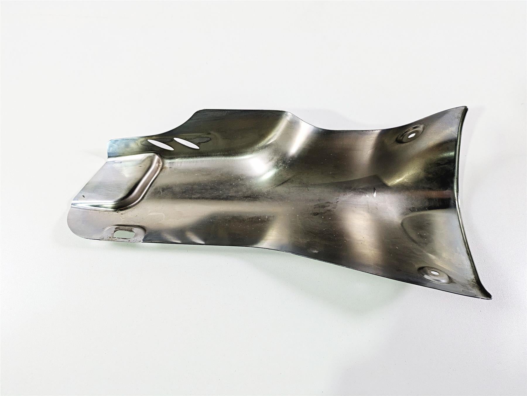 2019 BMW R1250RT K52 Chrome Muffler Exhaust Cover 18518394884 {{ shop.shopifyCountryName }} - Mototech271