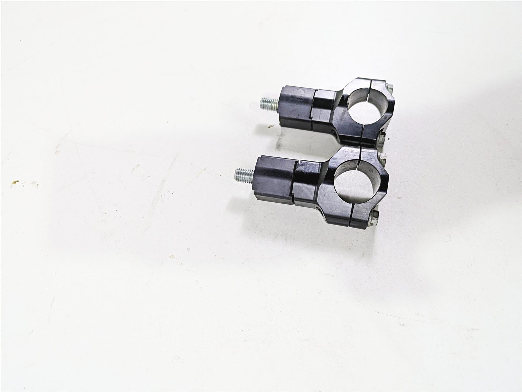 2020 KTM 1290 Super Adventure R Handlebar Riser + Extension Holder 00050000927 {{ shop.shopifyCountryName }} - Mototech271