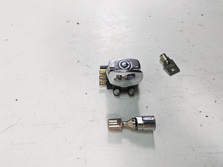 2000 Harley FXSTS Softail Springer Ignition Switch Key Lock Set 71450-04 {{ shop.shopifyCountryName }} - Mototech271