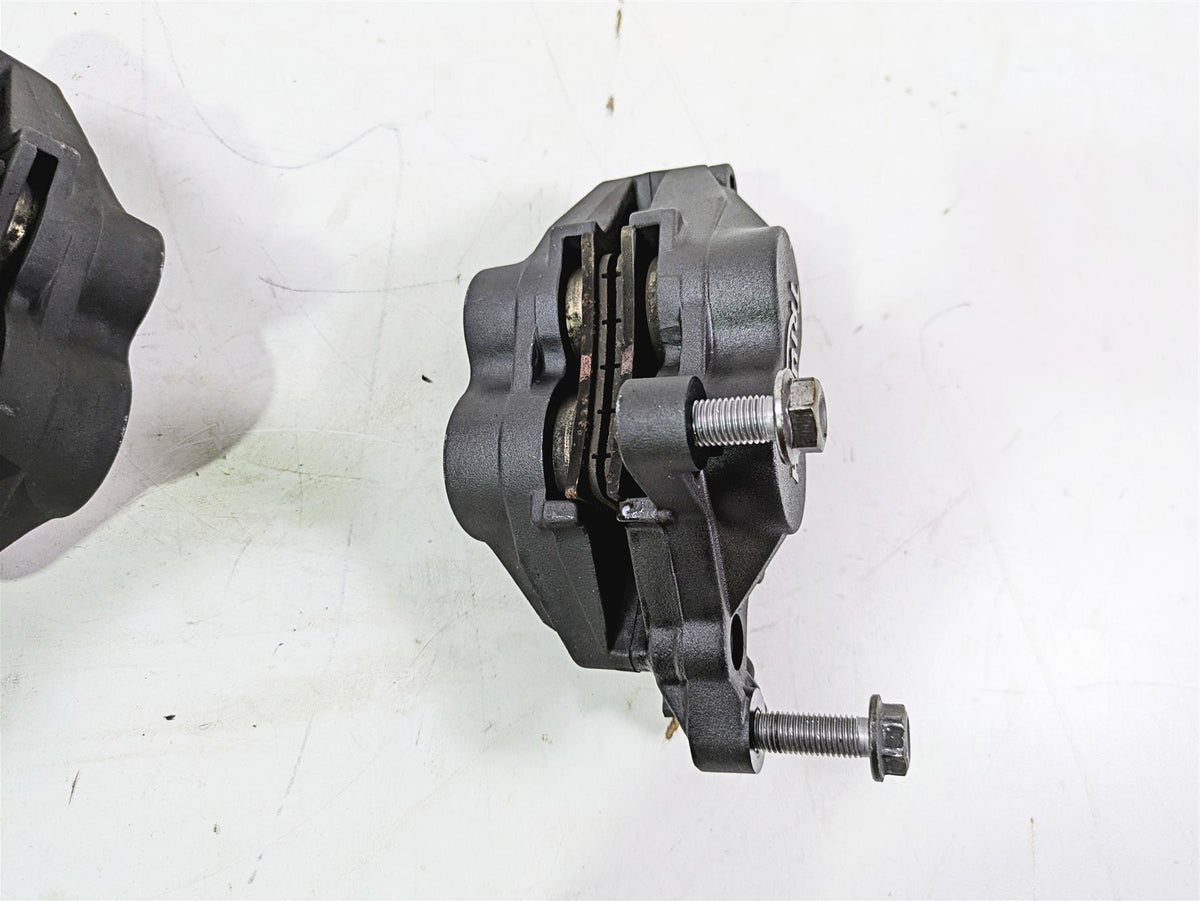 2013 Triumph Tiger 1215 Explorer Front Brake Caliper Abs Set T2020955 T2020965 {{ shop.shopifyCountryName }} - Mototech271