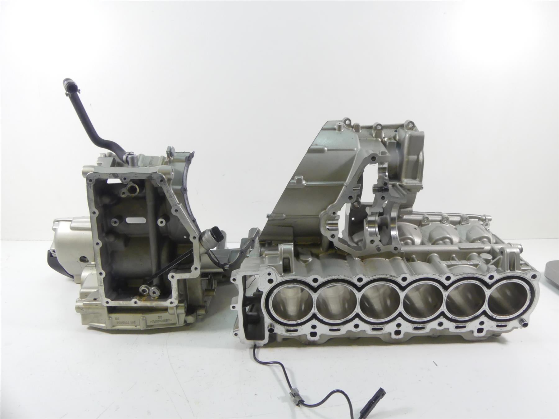 2015 BMW K1600GT K48 Engine Motor Housing Case Set 11117716259 {{ shop.shopifyCountryName }} - Mototech271